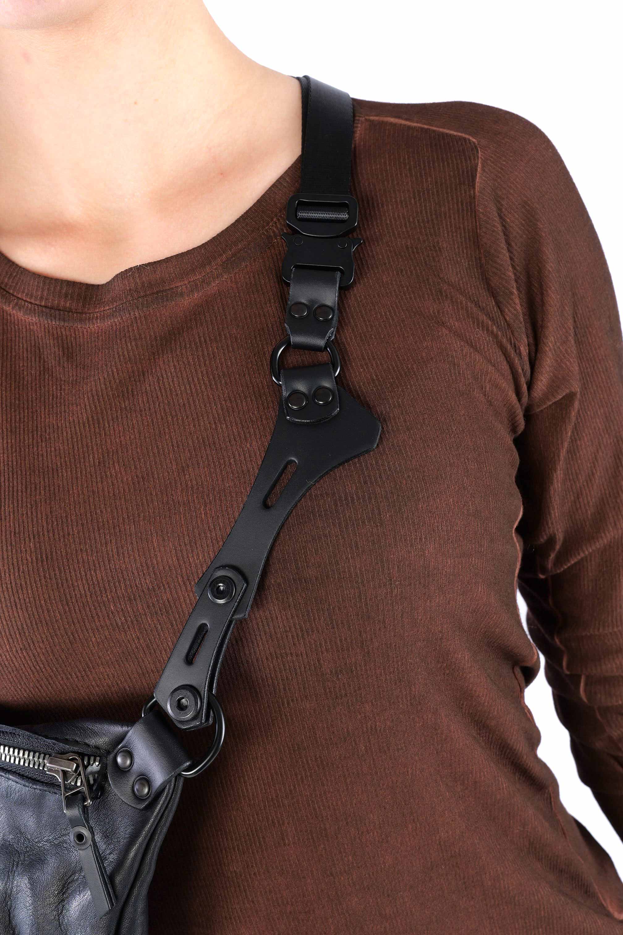 Leder Gürteltasche - schwarz - Amos