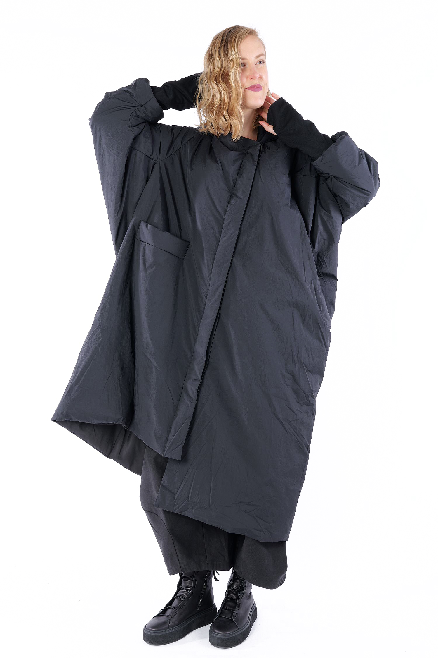 Wattierter Mantel - Schwarz - SX06