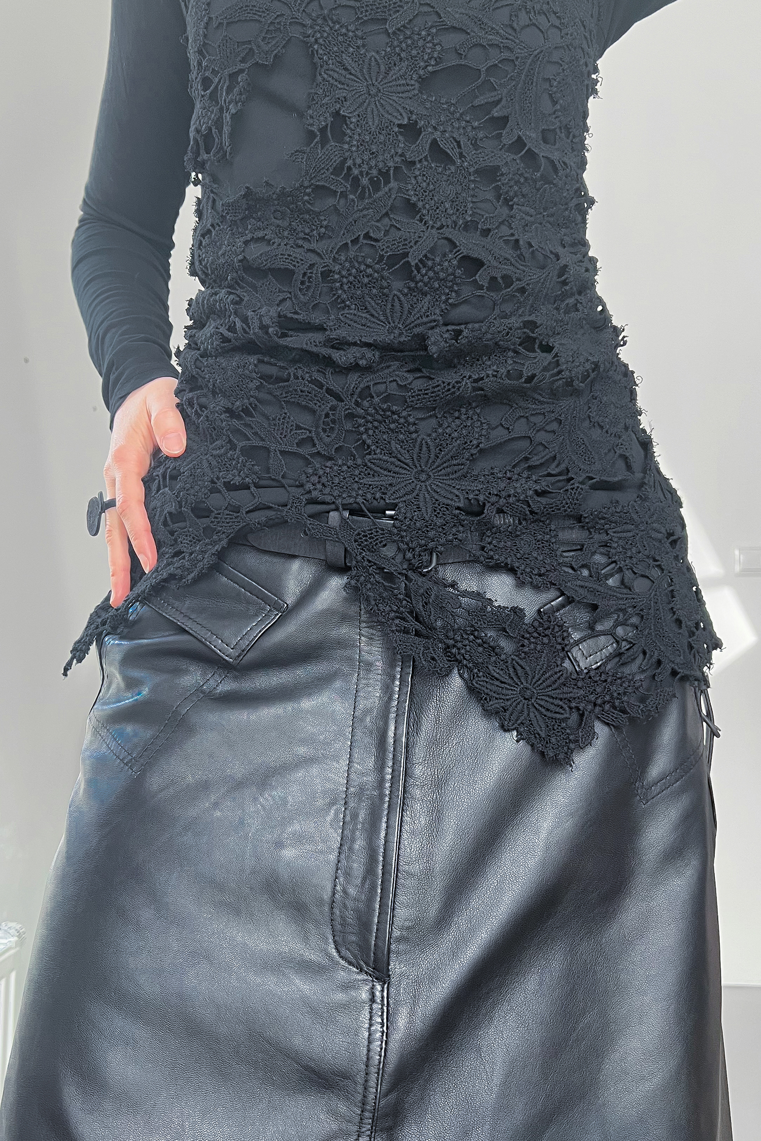 Longsleeve mit Spitze - Black gloss - 1262520518