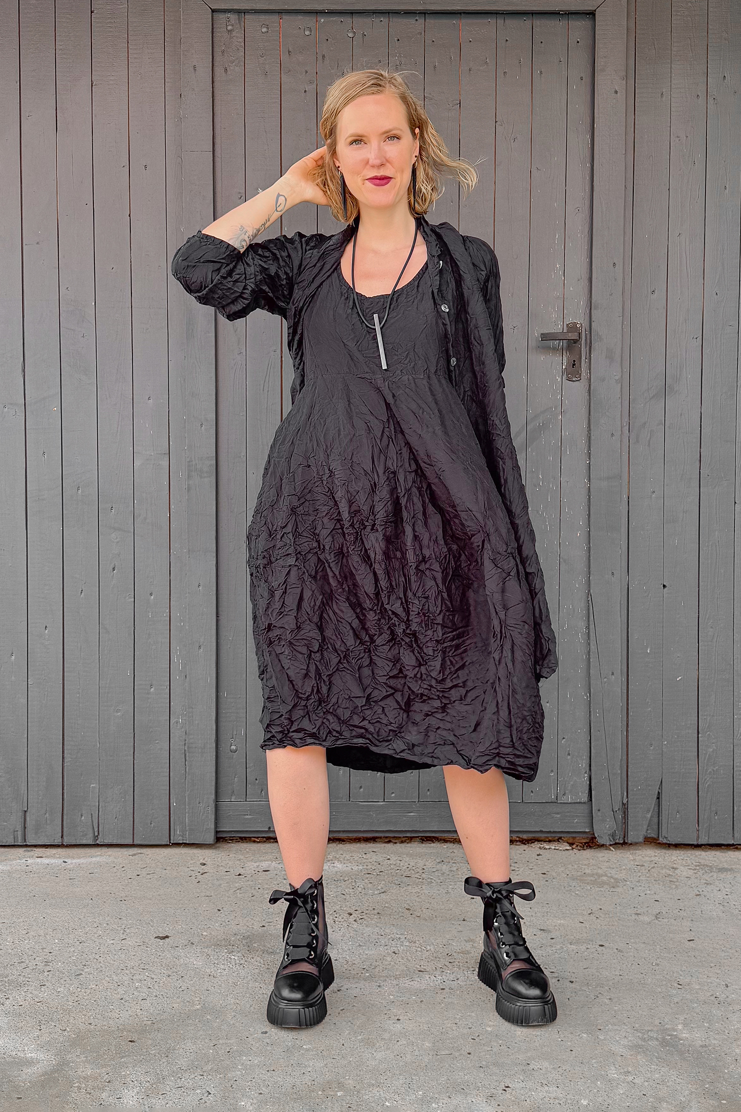 Silk dress - Black - Lichtknitt