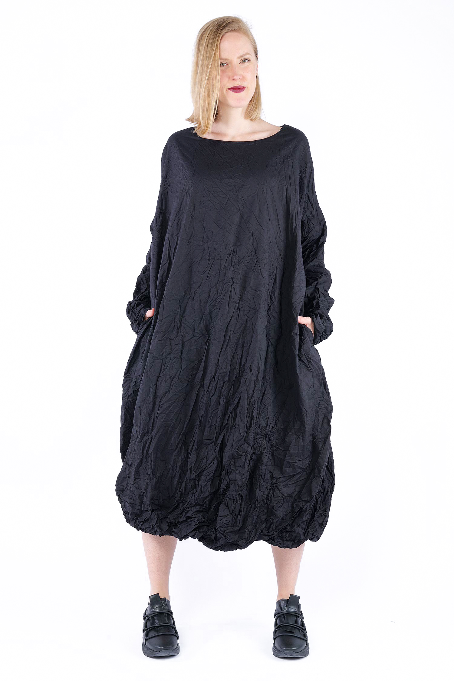 Langes Kleid - Schwarz - Unmade