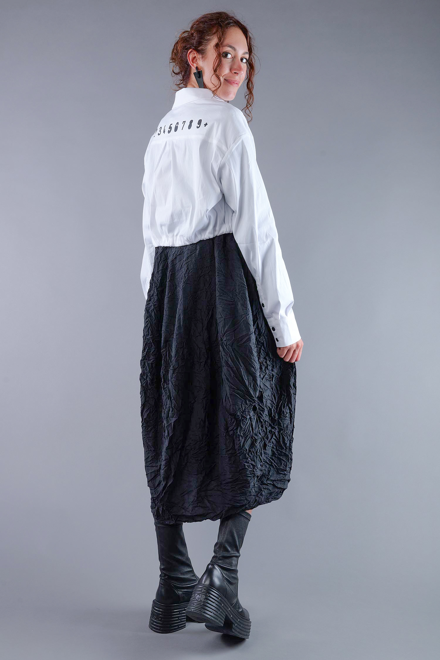 Kurze Stretchbluse - White print - 4032