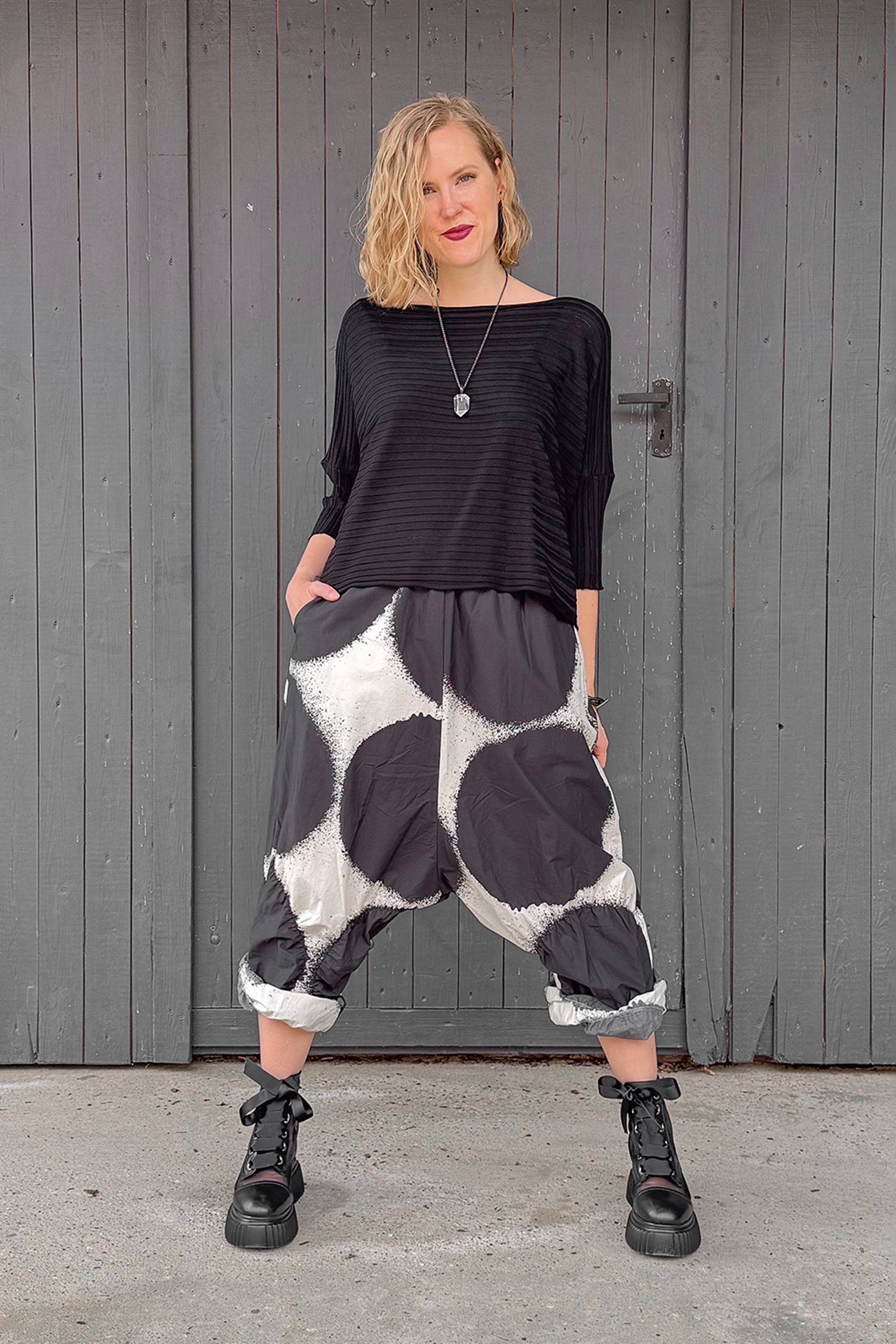 Long pants with circles - Black print - 1261260106