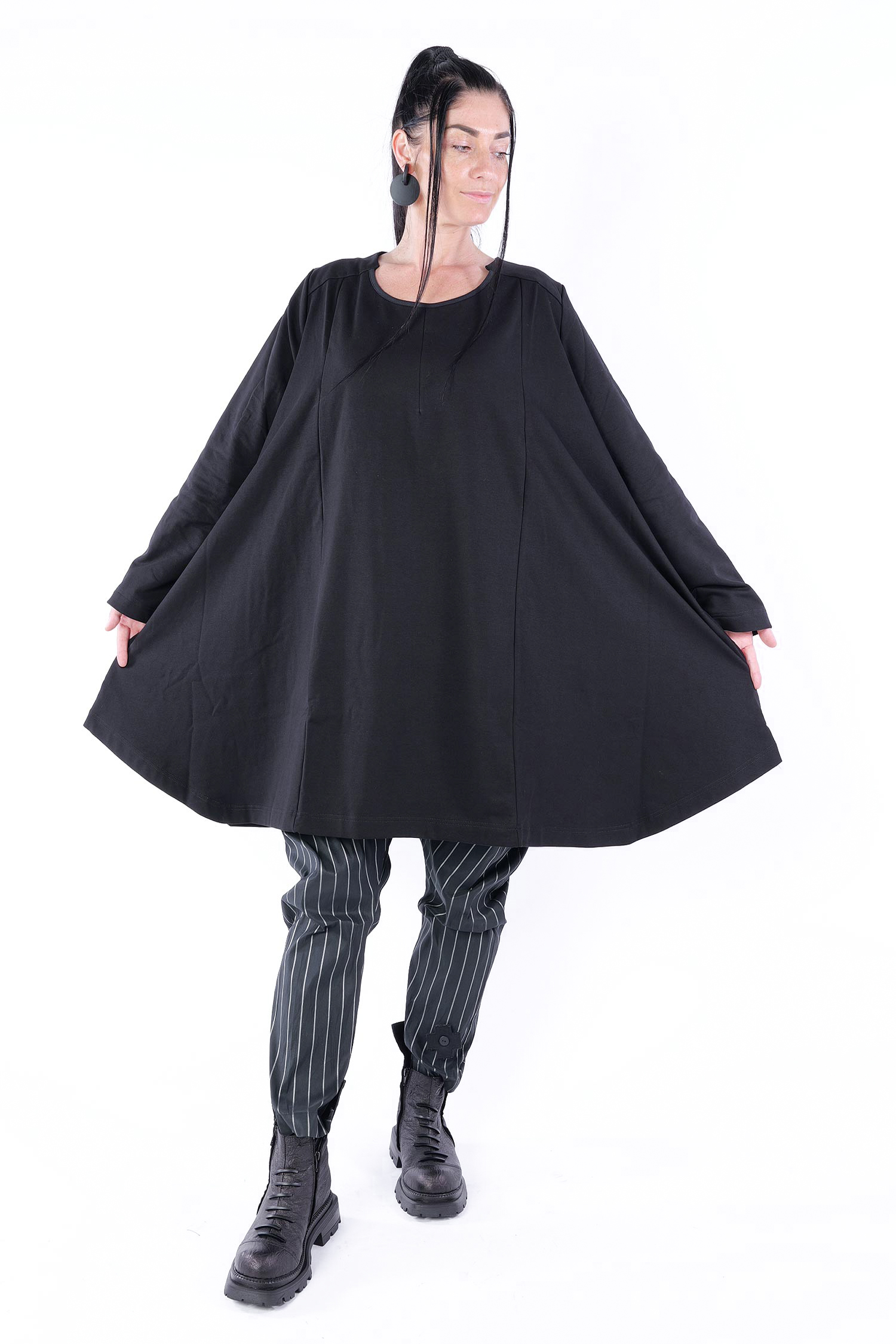 Mayouri Oversize tunic - Black - U5830-U I SELECT