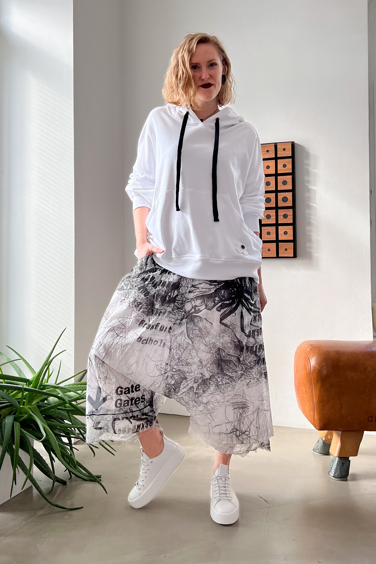 Harem pants - White allover print - Asuno