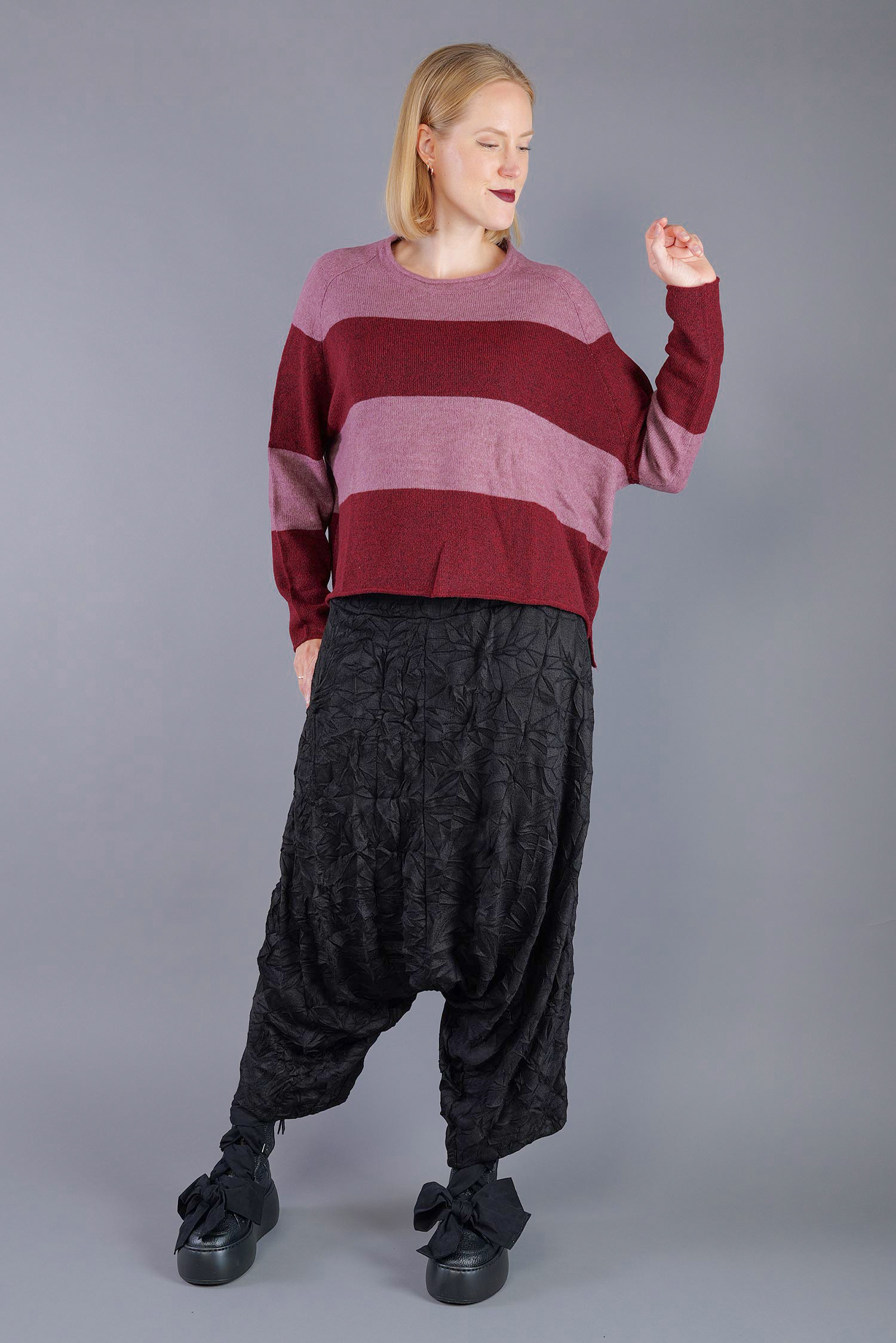 Knitted pullover - Lava crystal - 2263480704