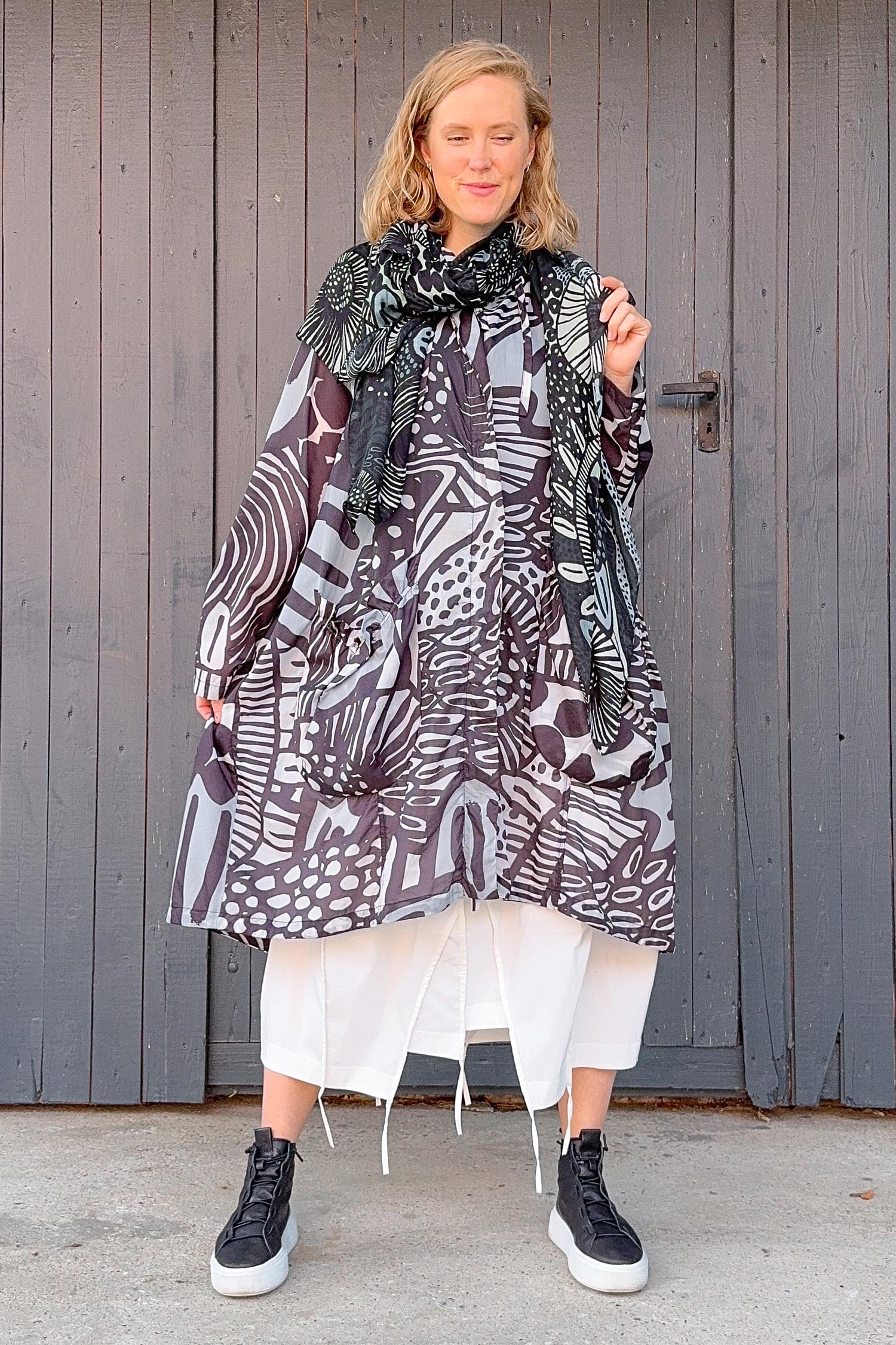Oversize raincoat - Black print - 1263211202