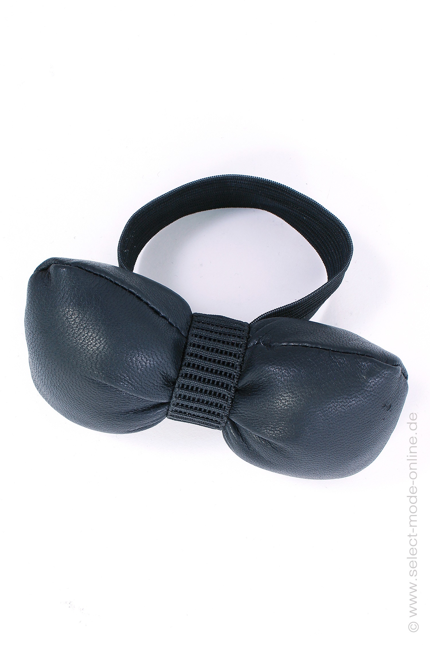Leather bow tie bracelet - black - 1711
