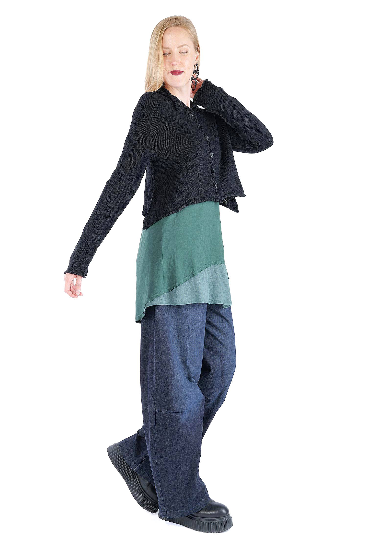 Short knitted jacket - Black - 2263727111
