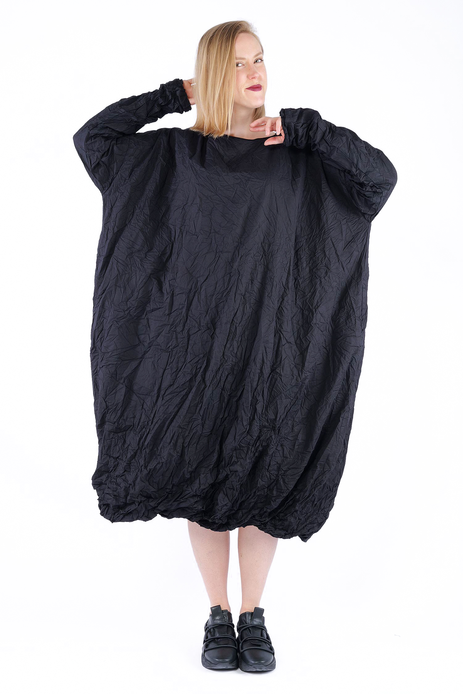 Langes Kleid - Schwarz - Unmade