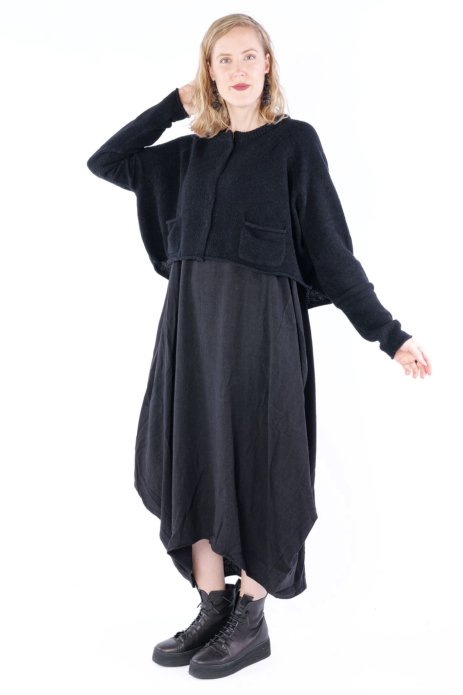 Kurze Strickjacke - Schwarz - 2253317102