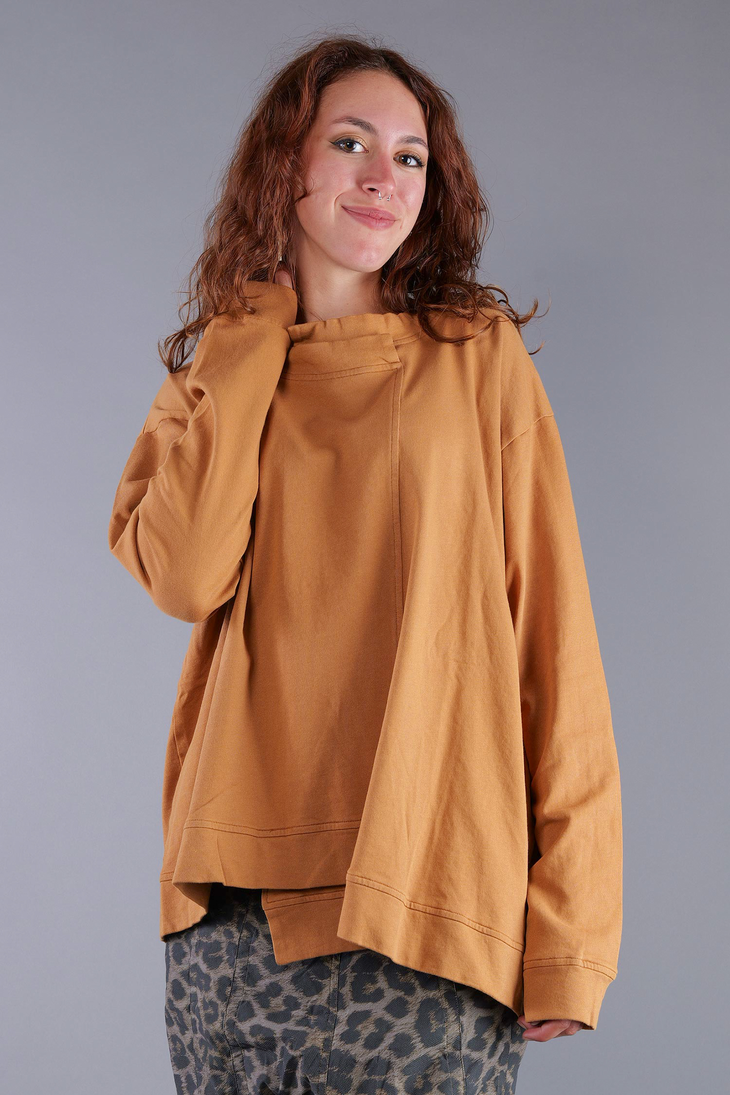 Asymmetrischer Sweater - Bronze - 2263290501