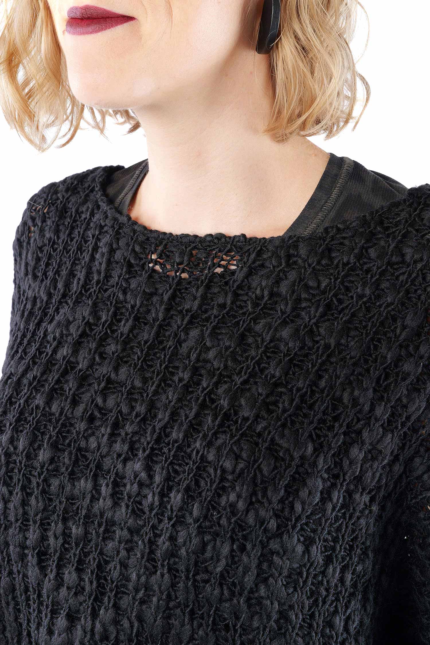 Kurzer Grobstrickpullover - Schwarz - W5520