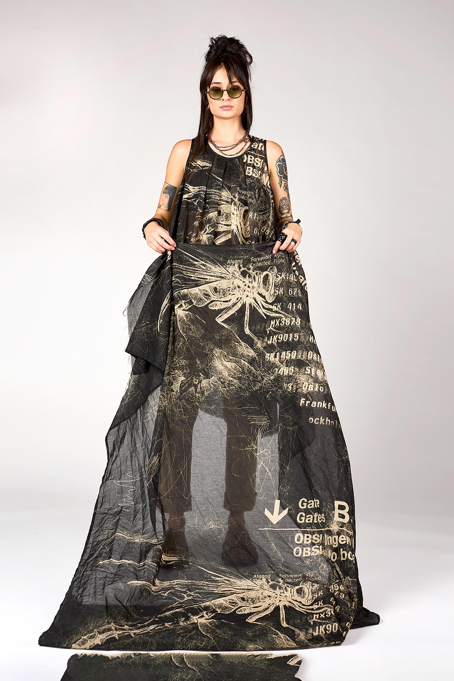 Großer Schal - Black-allover Print - Avisto