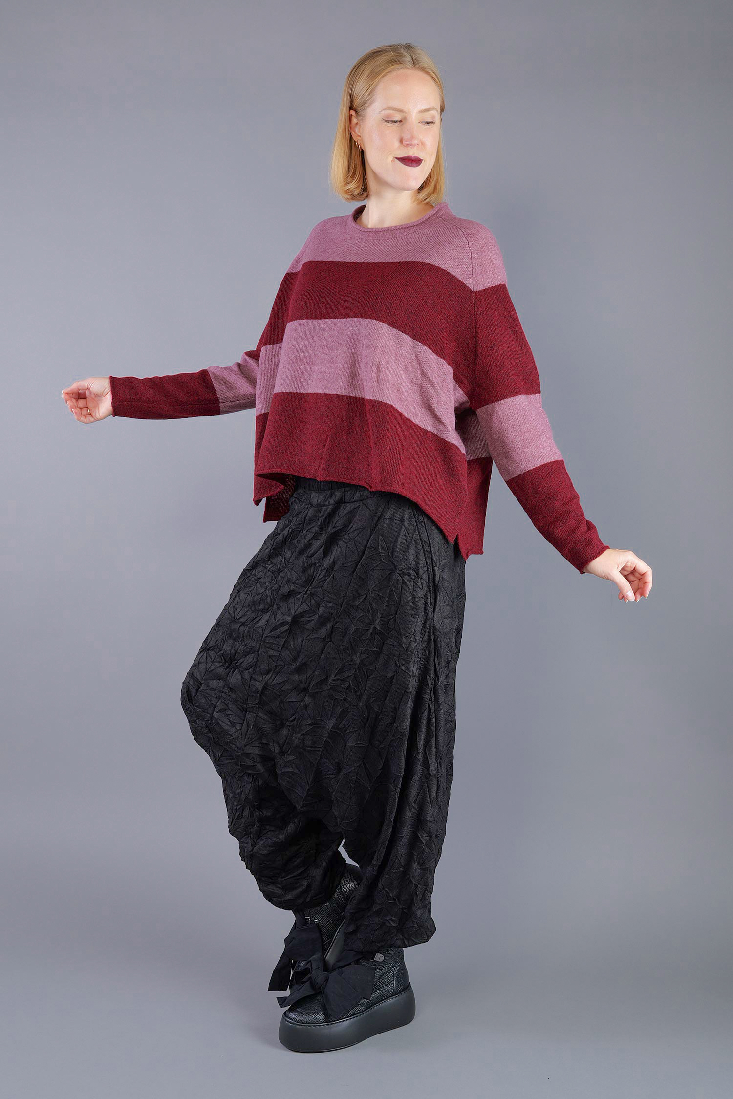 Knitted pullover - Lava crystal - 2263480704
