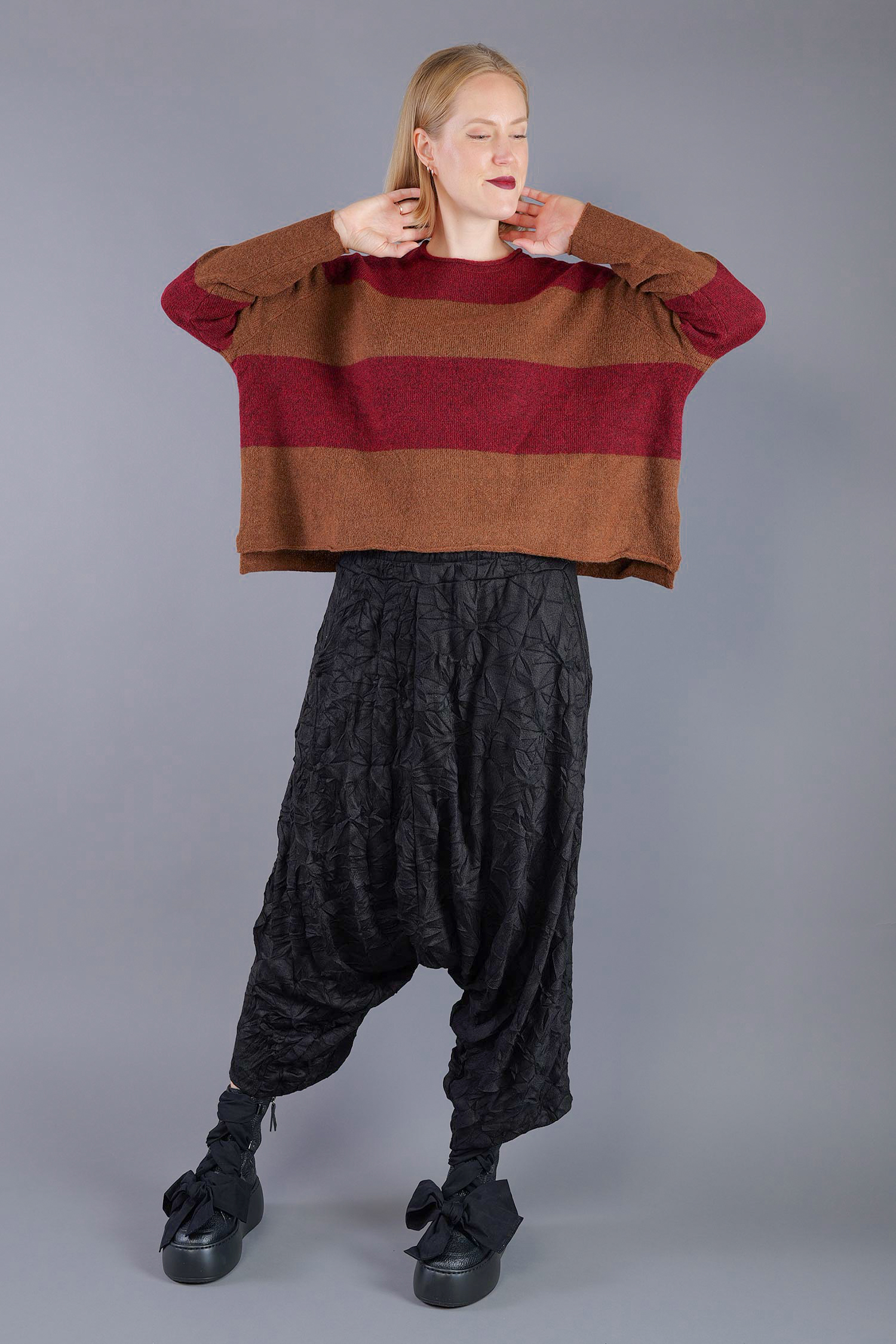 Knitted pullover - Bronze lava - 2263480704