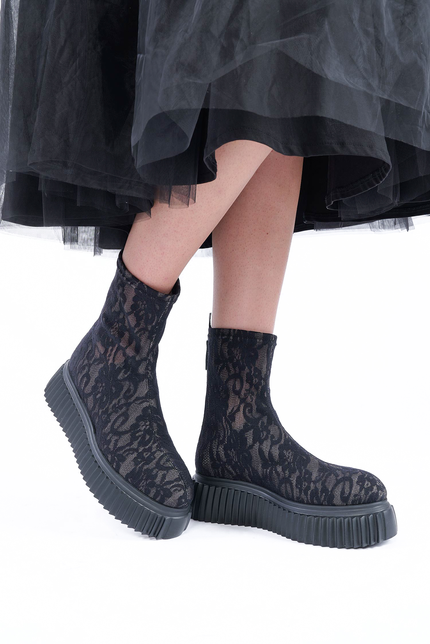 Stiefelette aus Spitze - Schwarz - Mirabel