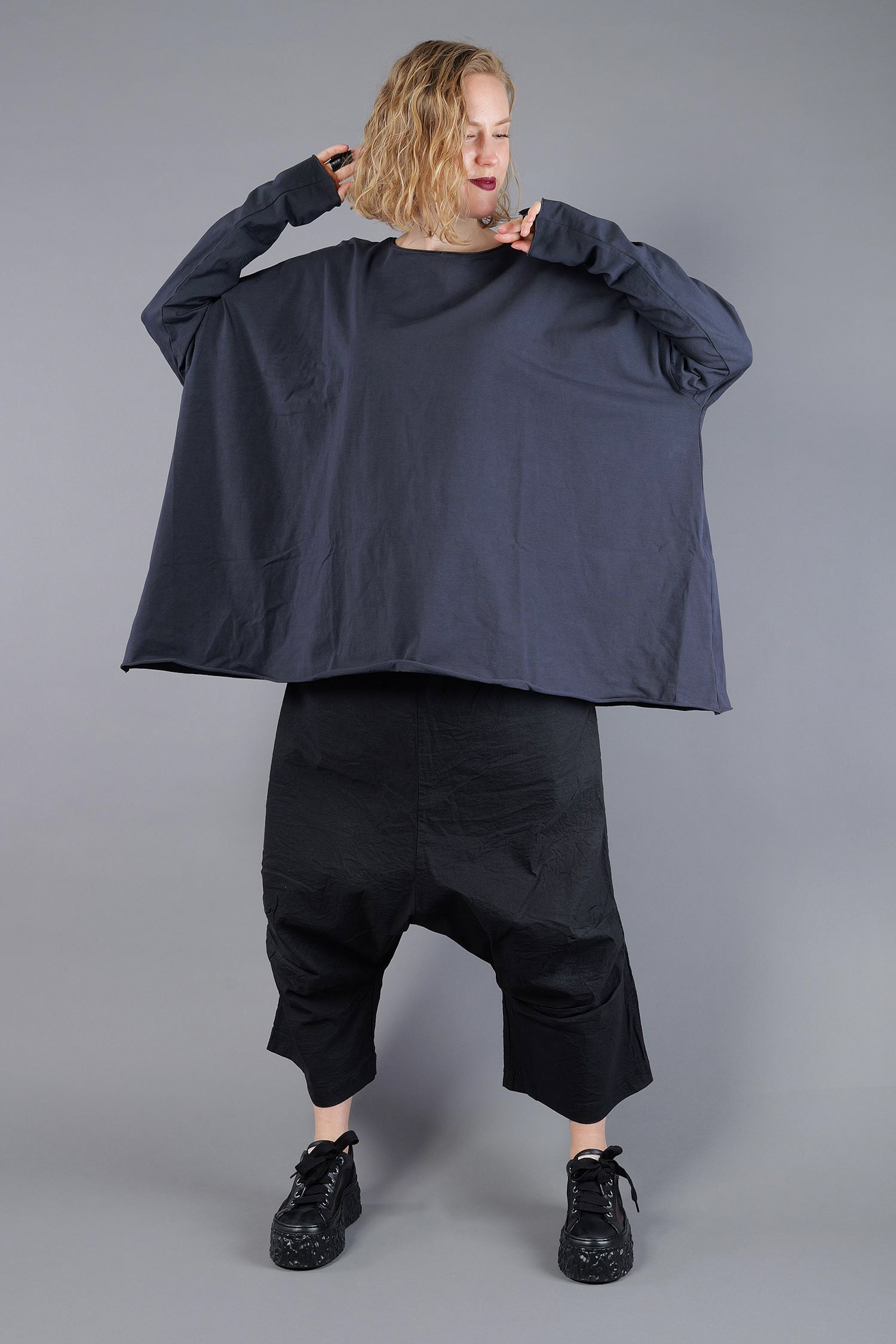 Oversized longsleeve - Satt - Lessmore