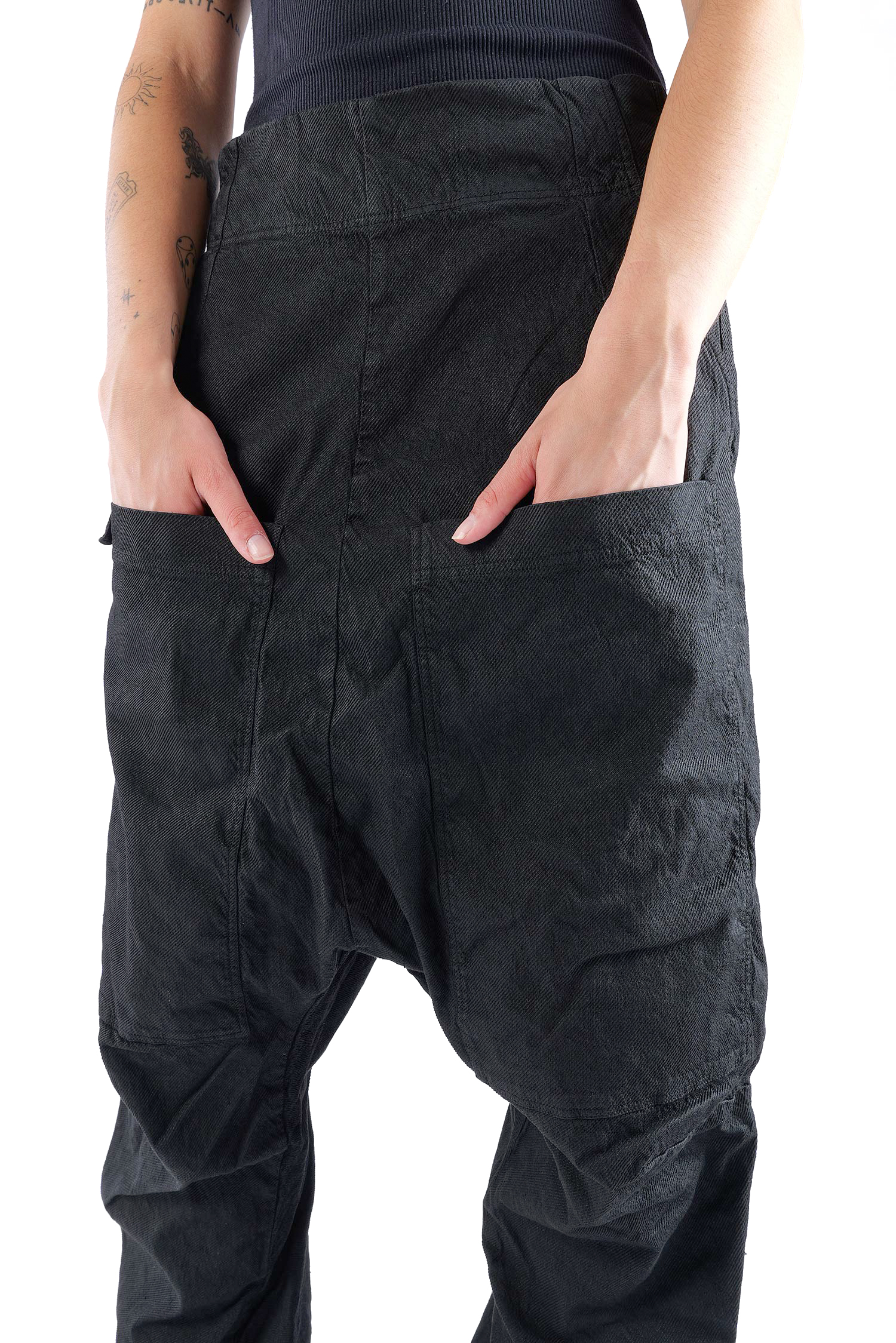 Low crotch pants - Black - 2262120102