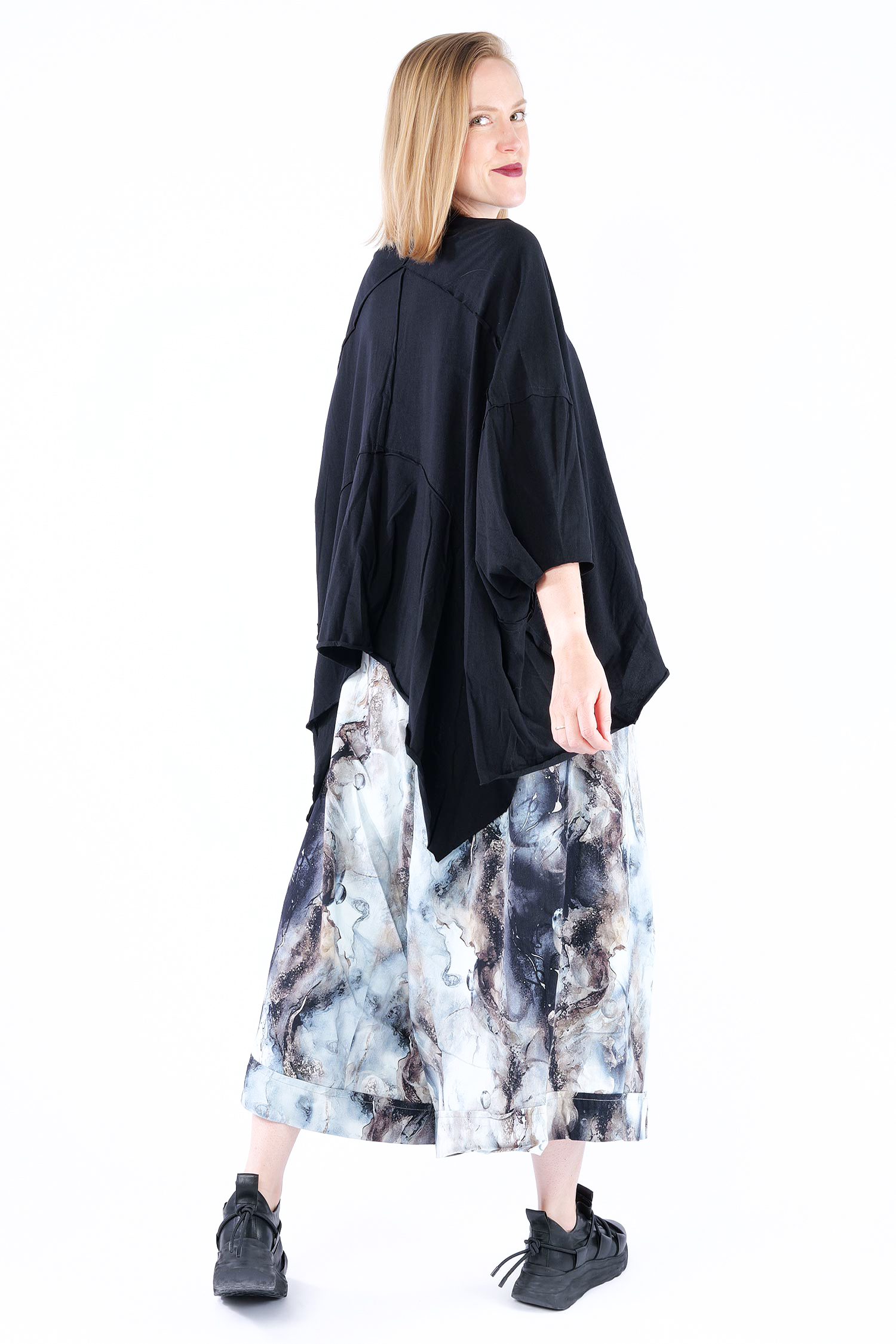 Oversize Shirt - Schwarz - Liva