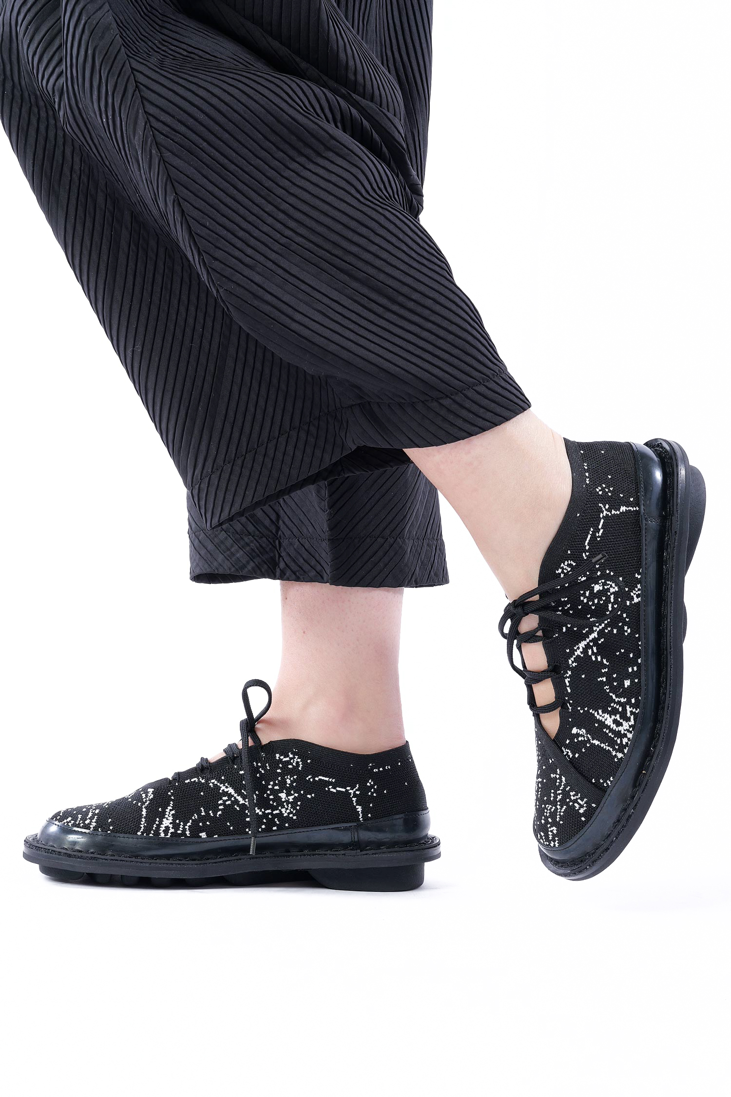 Strick Sneaker - Black cloud - Revive