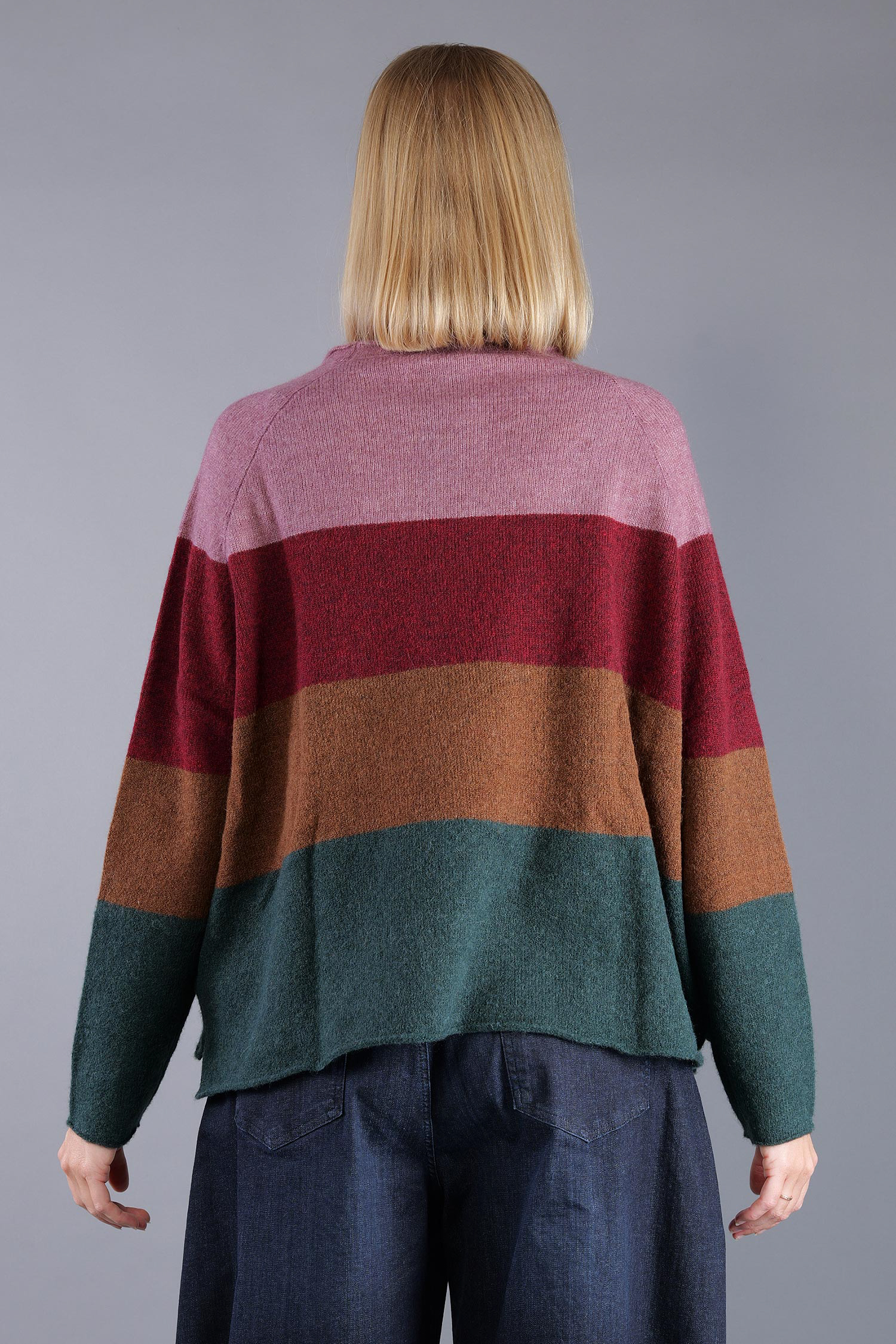 Knitted pullover - Fantasy - 2263480704