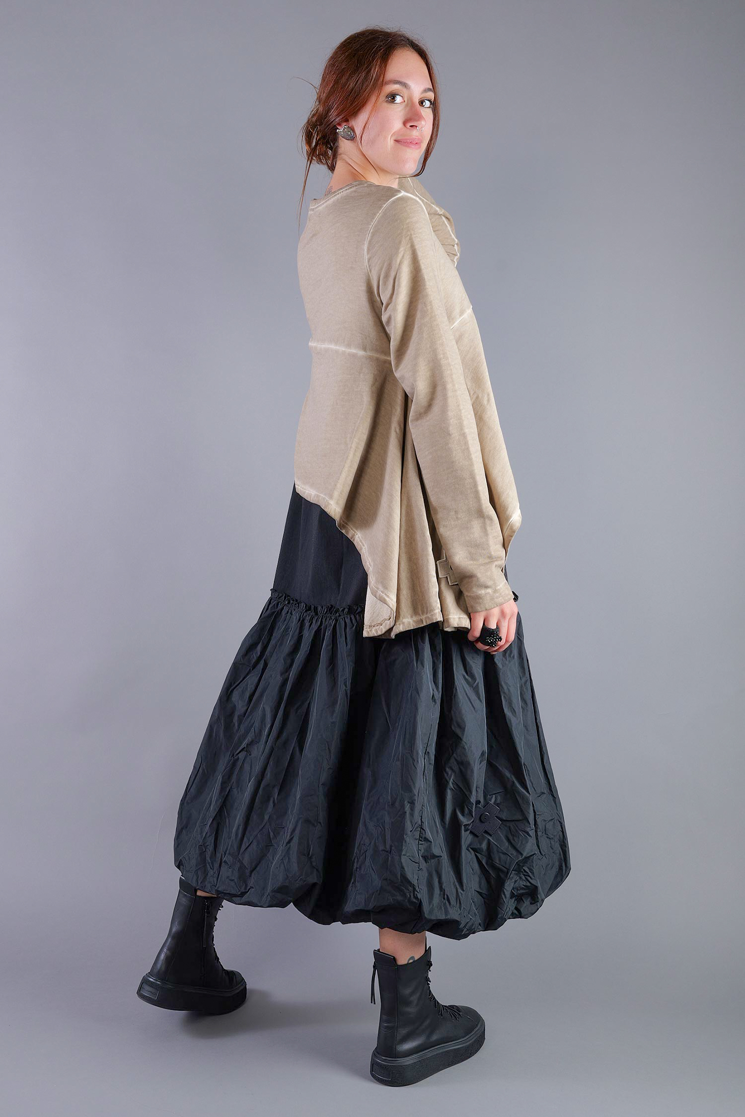 Asymmetrischer Sweatpullover - Desert - 2135
