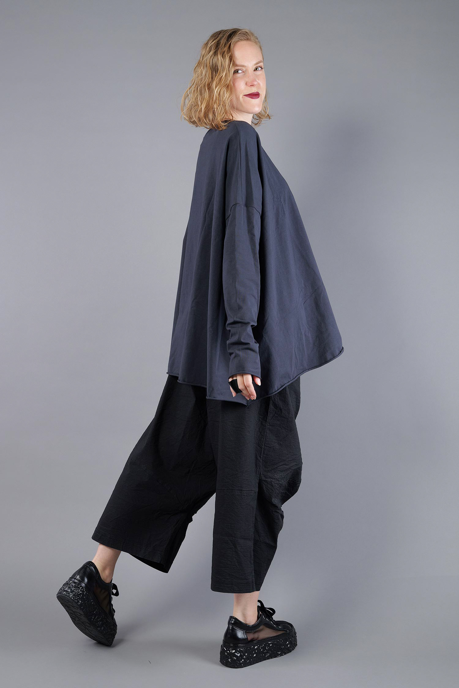 Oversized longsleeve - Satt - Lessmore