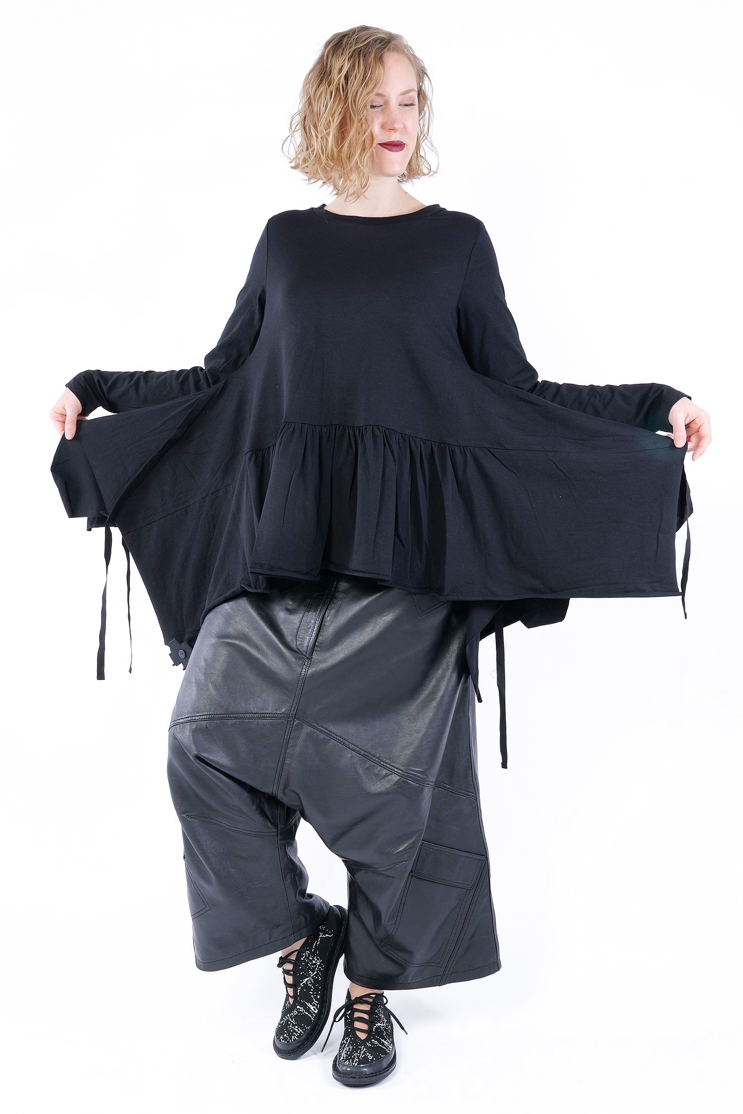 Gerüschter Pullover - Schwarz - 5044