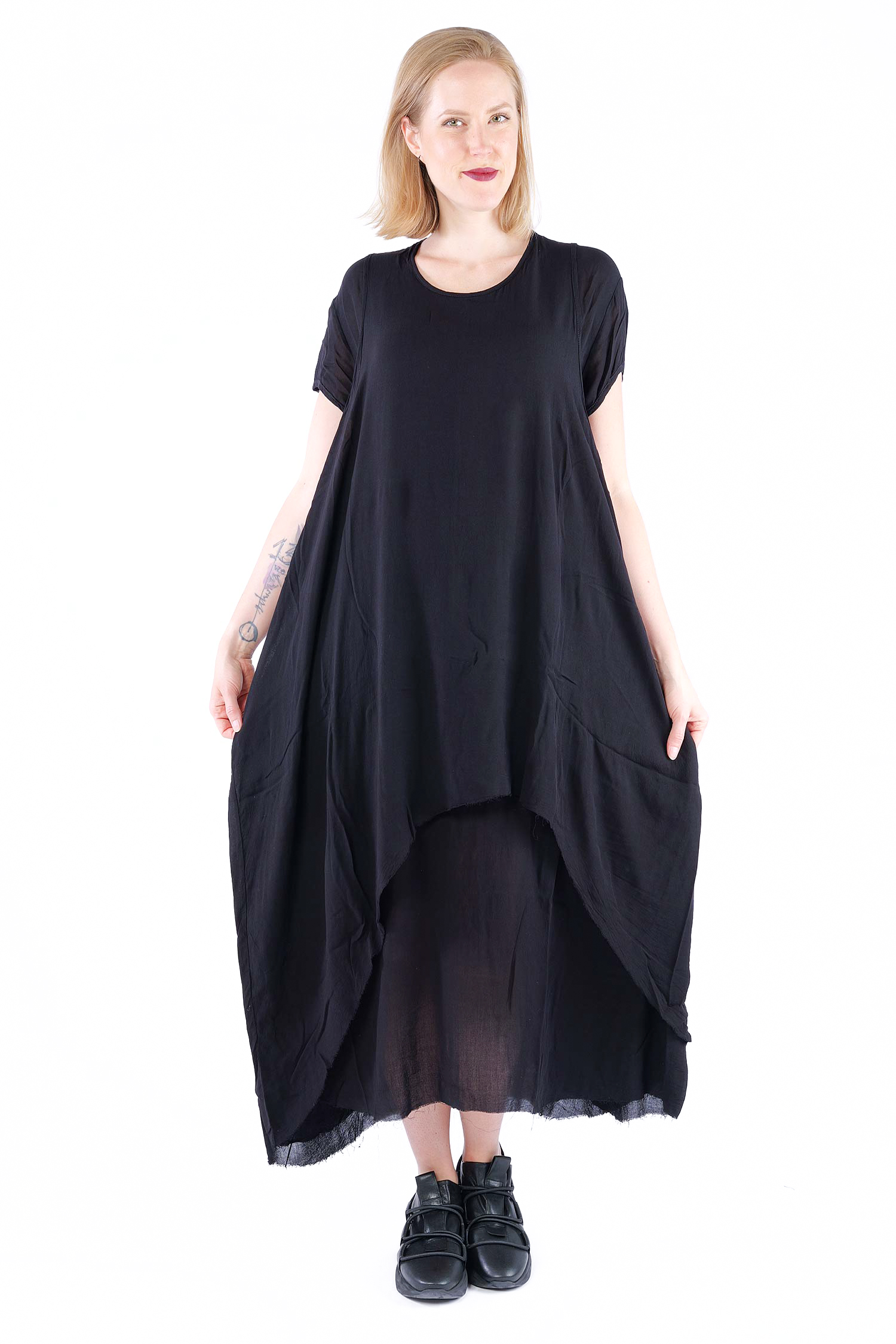 Doppellagiges Kleid - Schwarz - Foamina