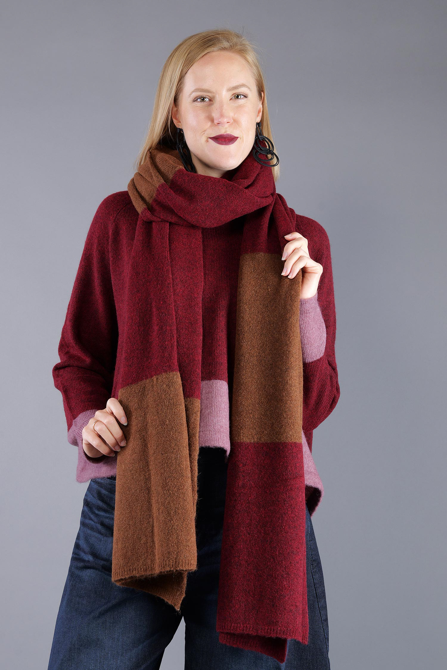 Knitted scarf - Bronze lava - 2263487705