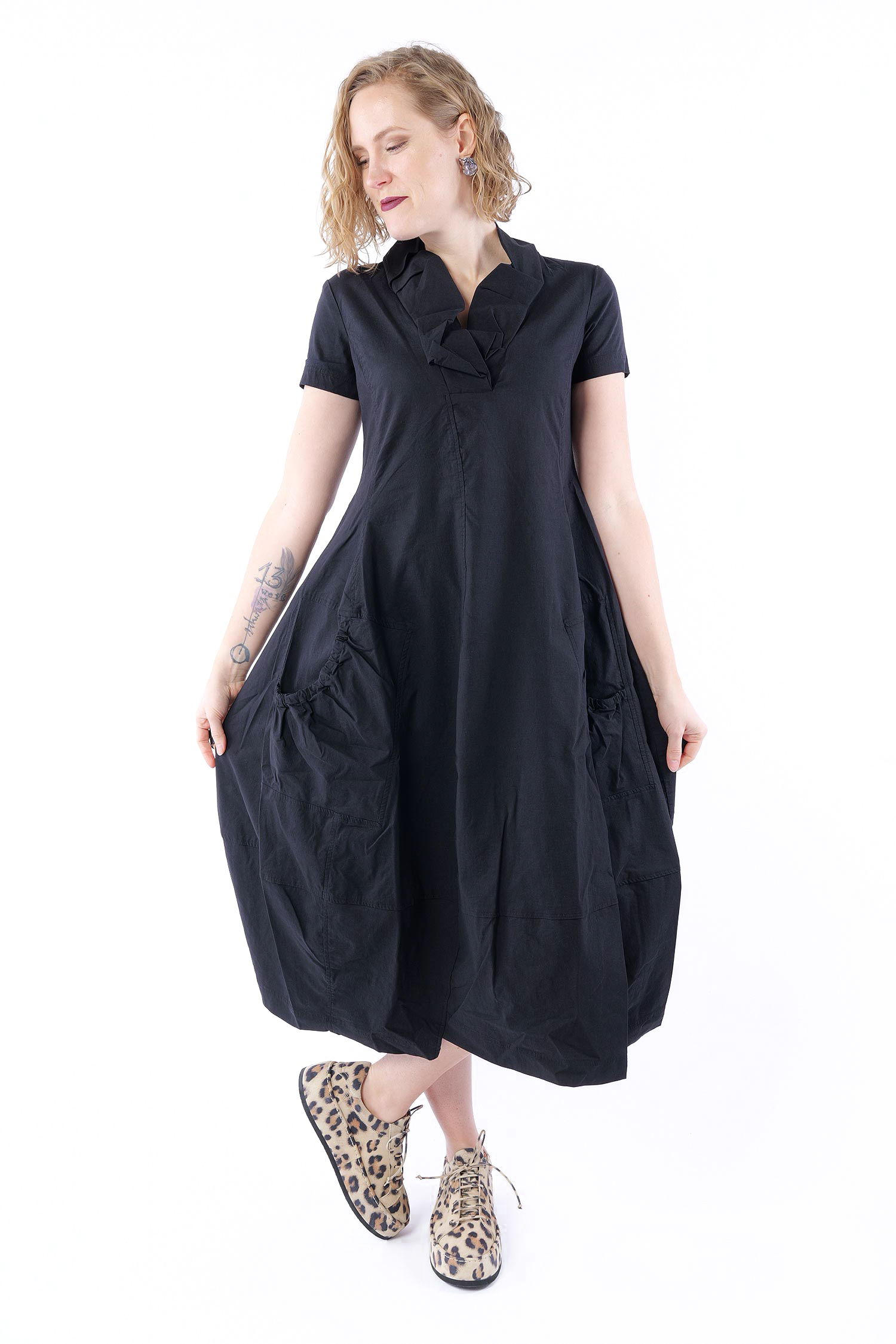 Tulpiges Kleid - Schwarz - 1263630917