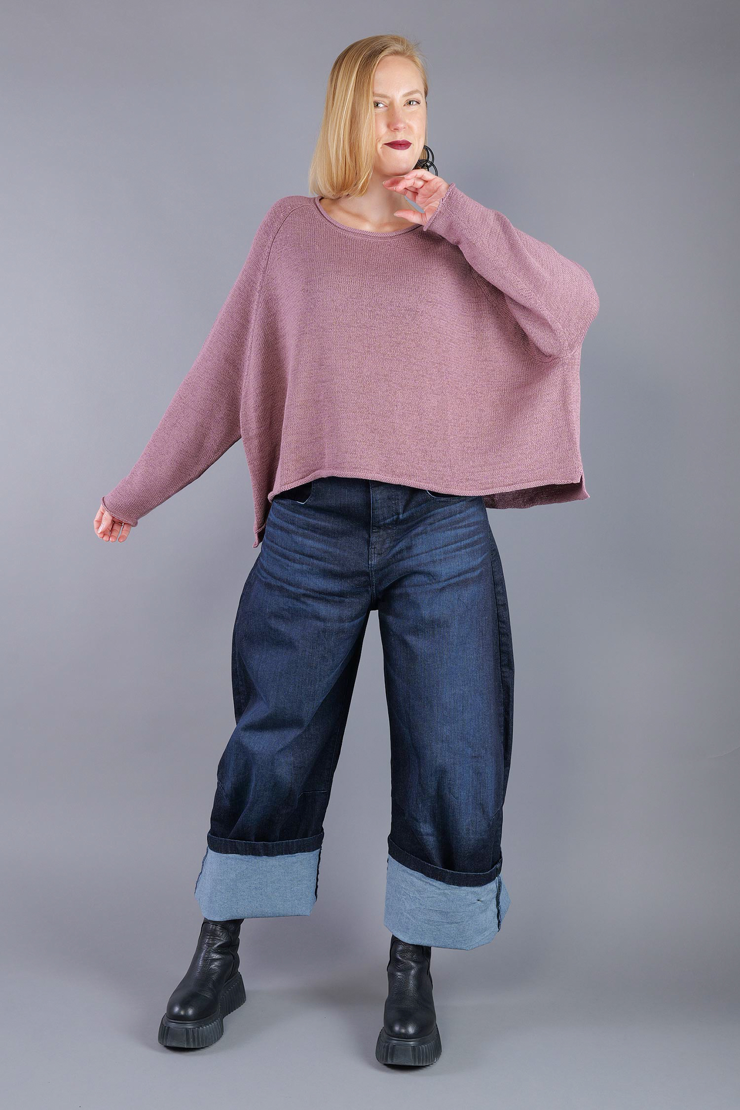 Oversized knitted pullover - Crystal - 2263720713
