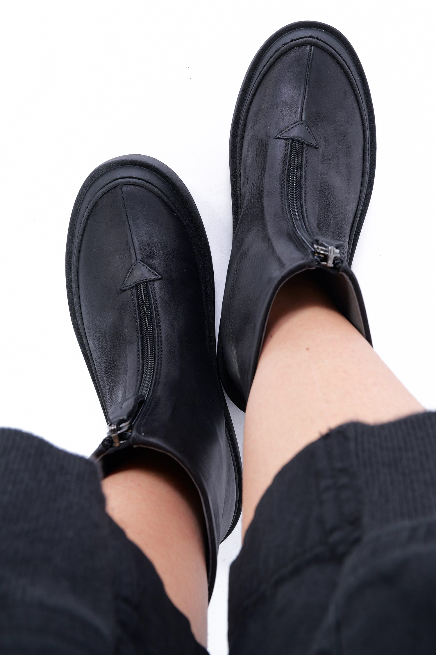 Boots mit Reißverschluss - Schwarz - 8283