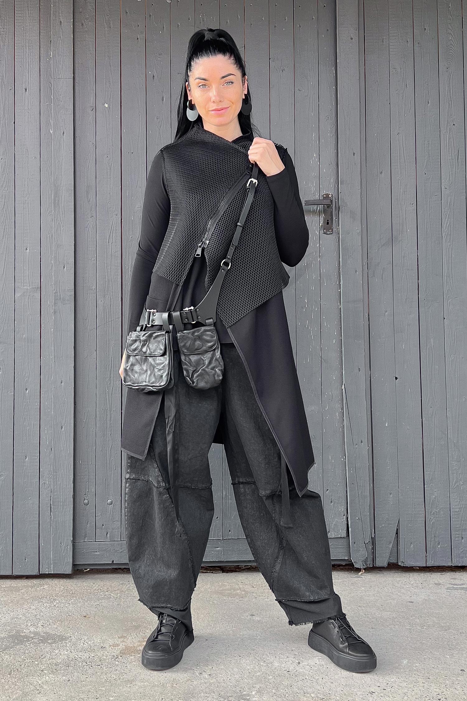 Weste mit Netzstoff - Schwarz - W25-22