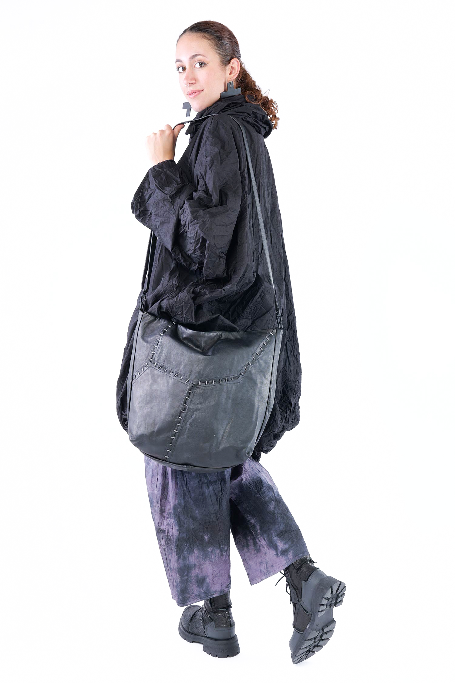 Tasche mit Ziernähten - Schwarz - M.Orsio