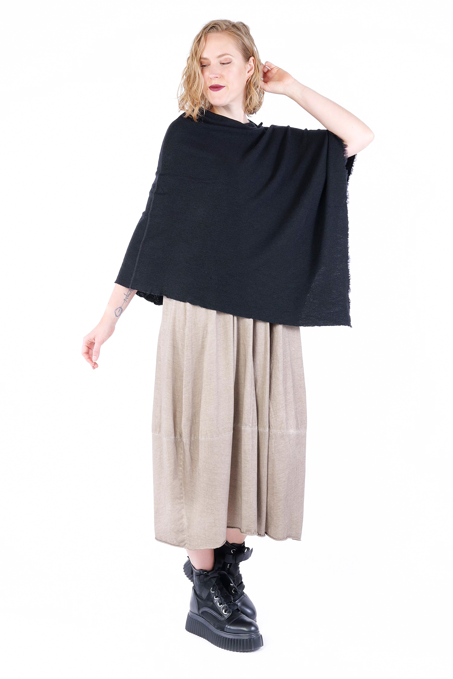 Merino poncho - Black - 1001