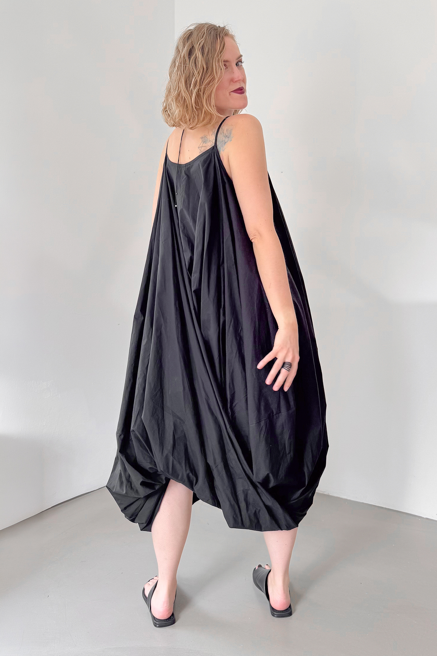 Tulip blouse dress - Black - 1261230903