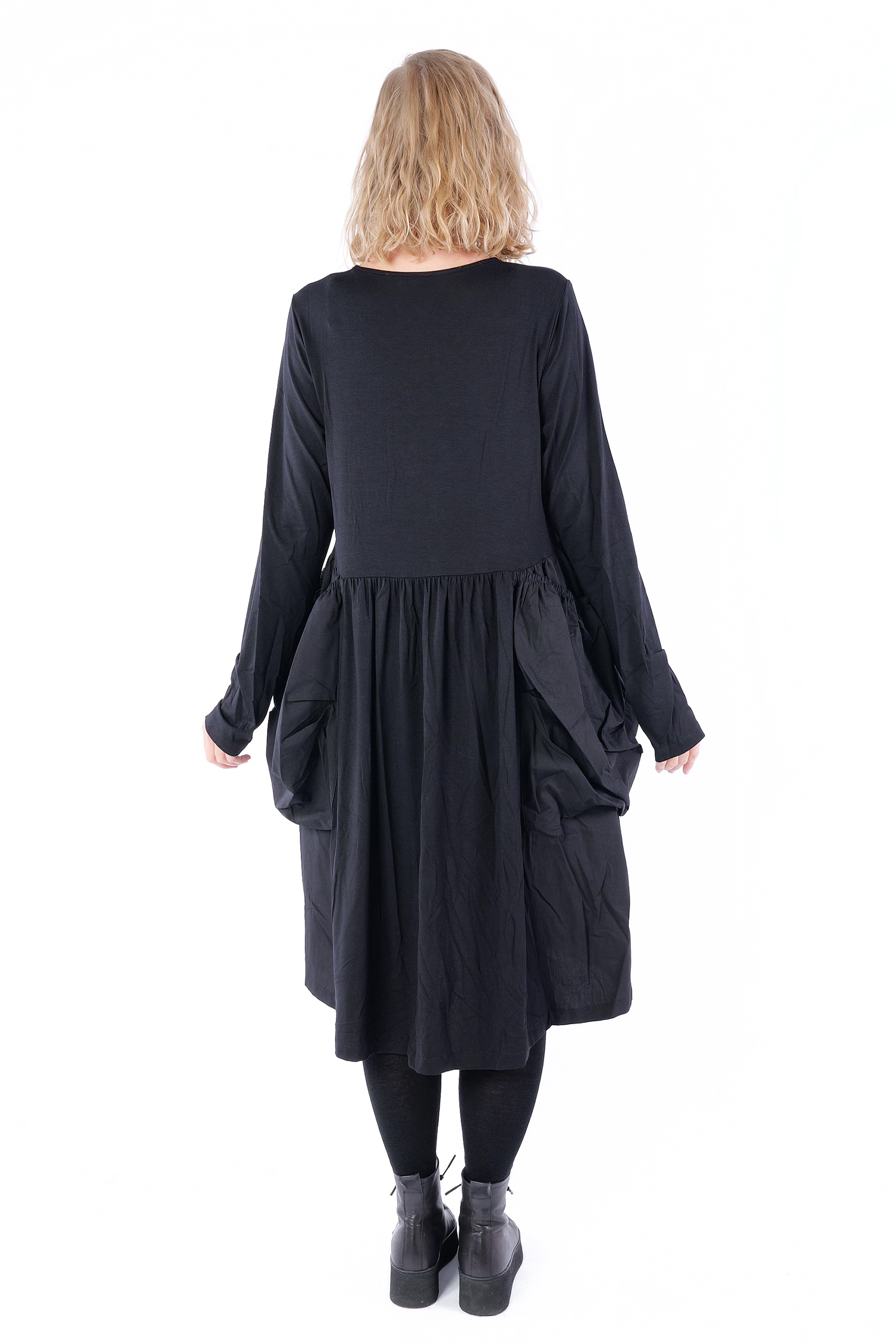 Kleid mit Taschen - Schwarz - 25556