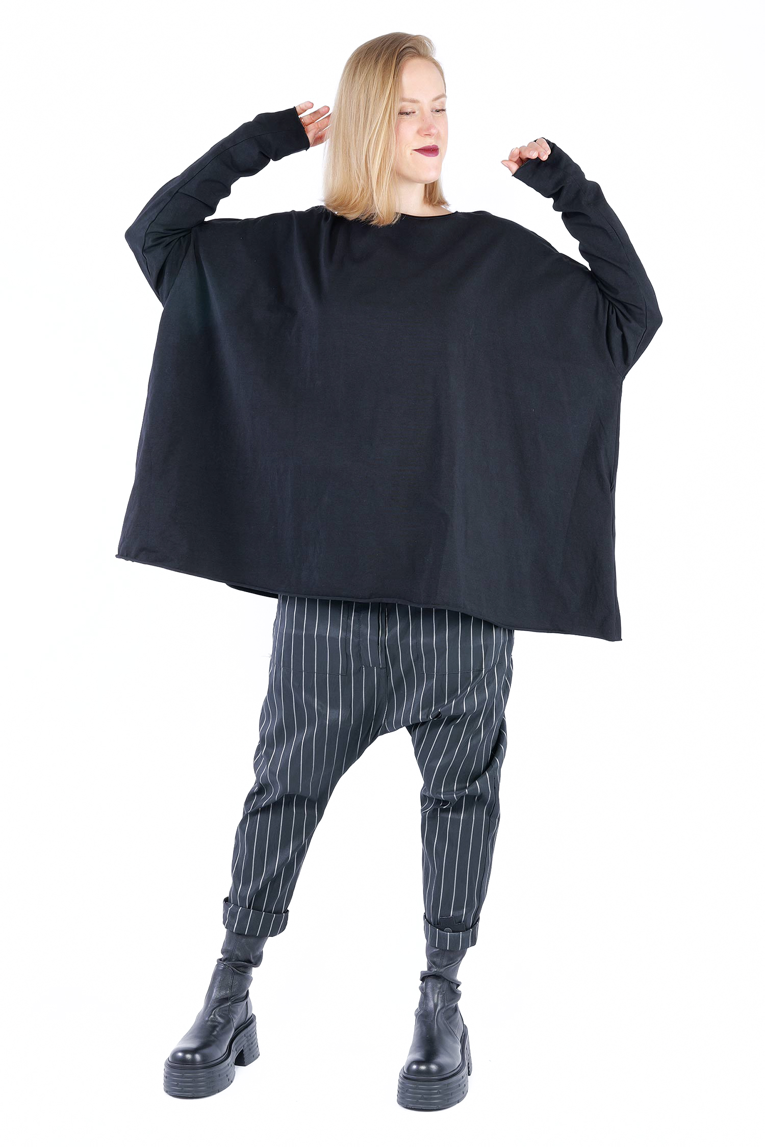Oversize Longsleeve - Schwarz - Lessmore