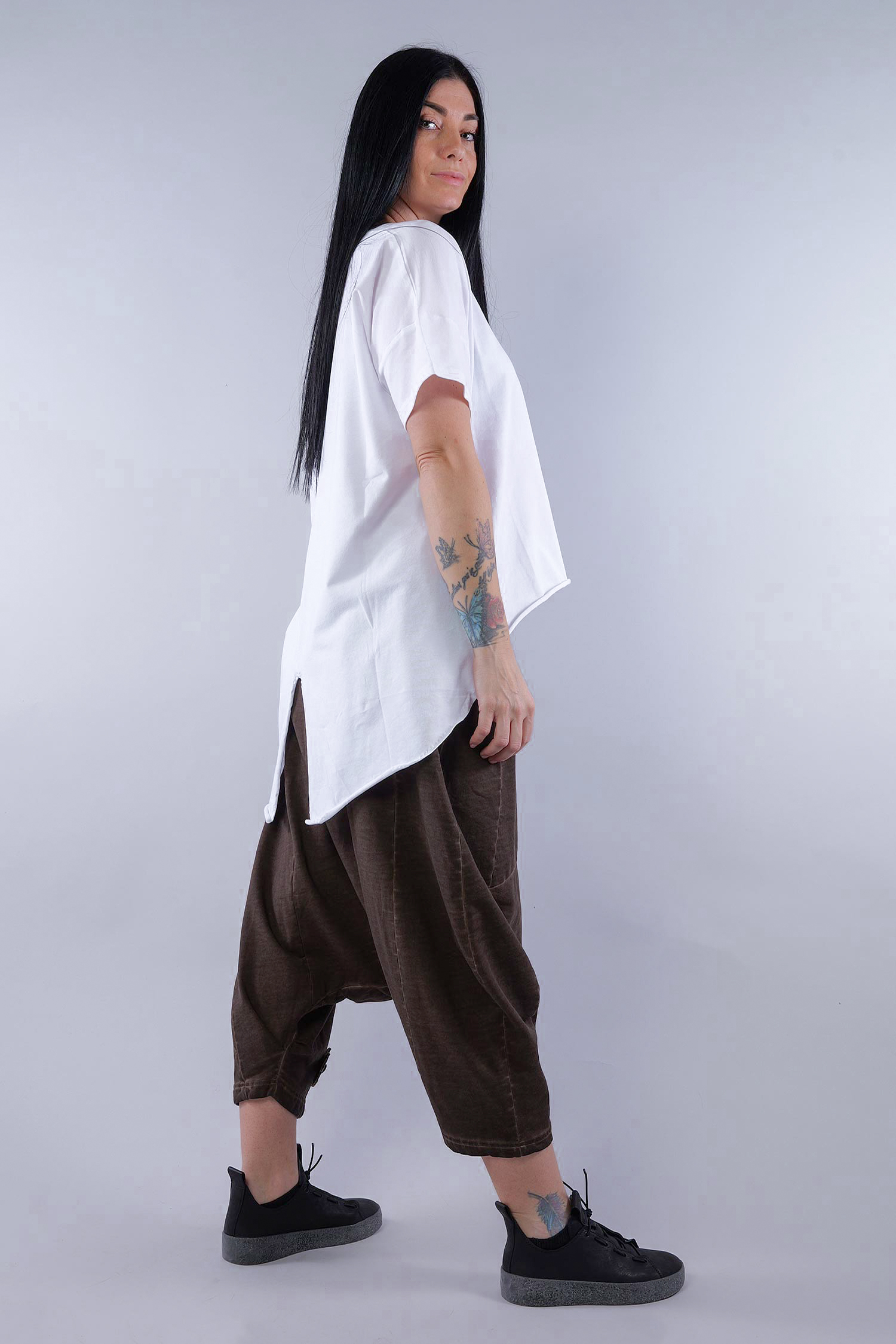 T-shirt with swallowtail hem - White - 5078