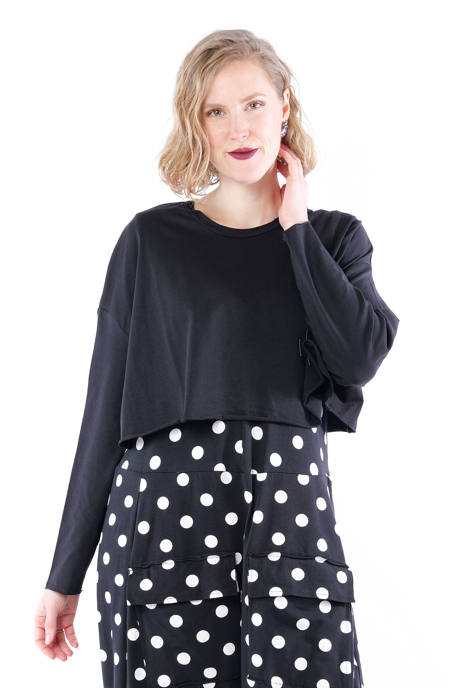 Kurzer Pullover - Schwarz - 5080