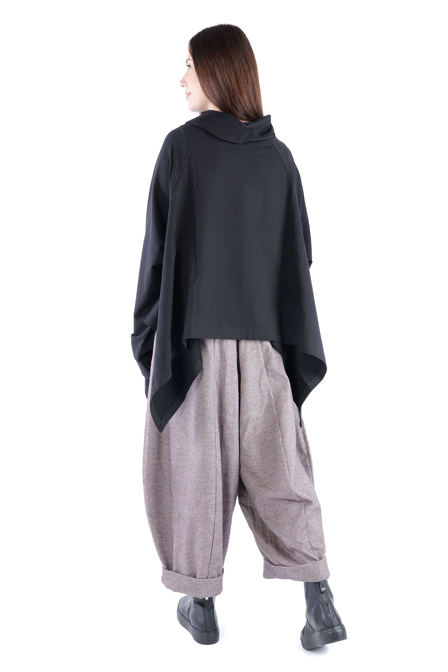 Asymmetrischer Pullover - Schwarz - 26.2-KHF112