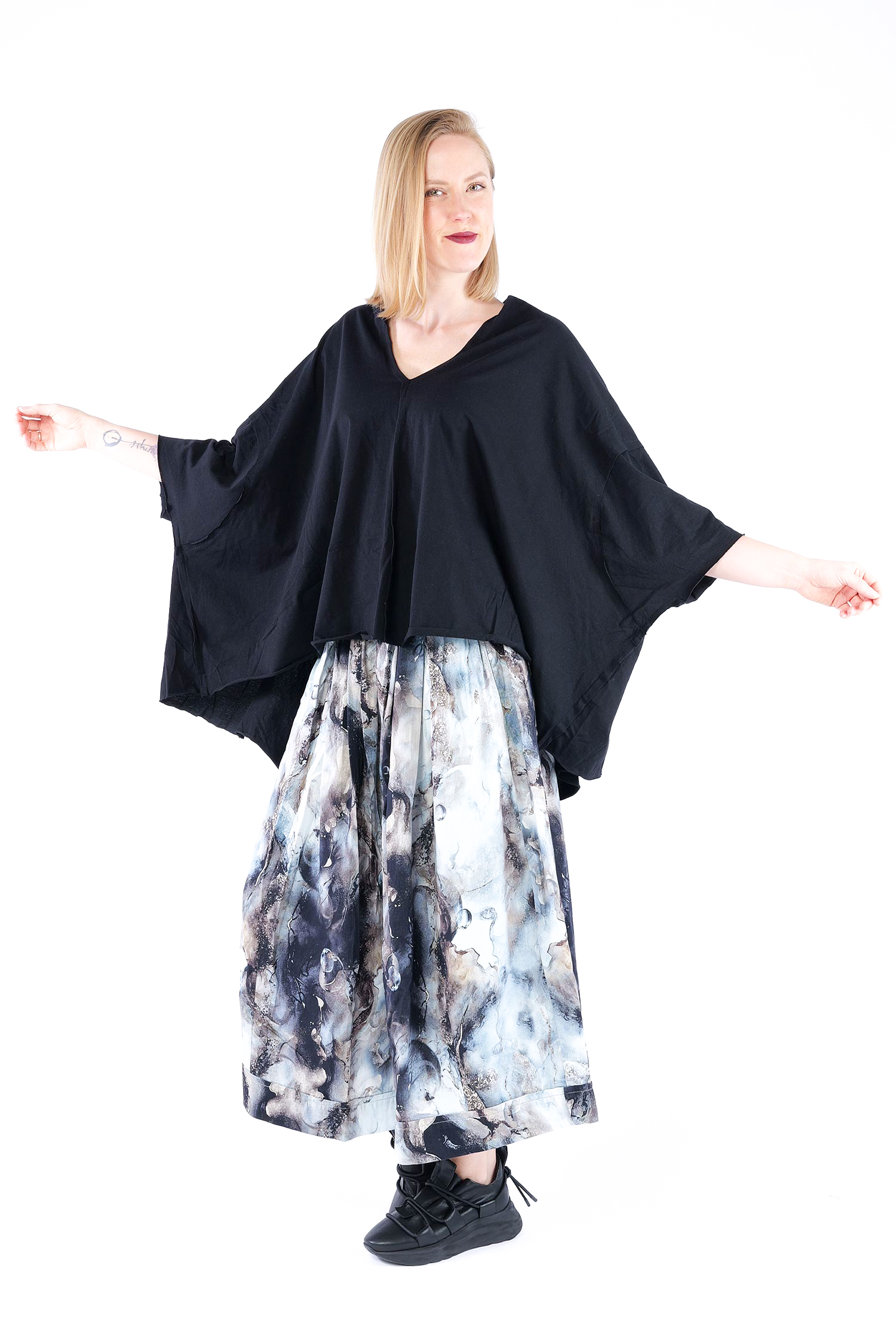 Oversize Shirt - Schwarz - Liva