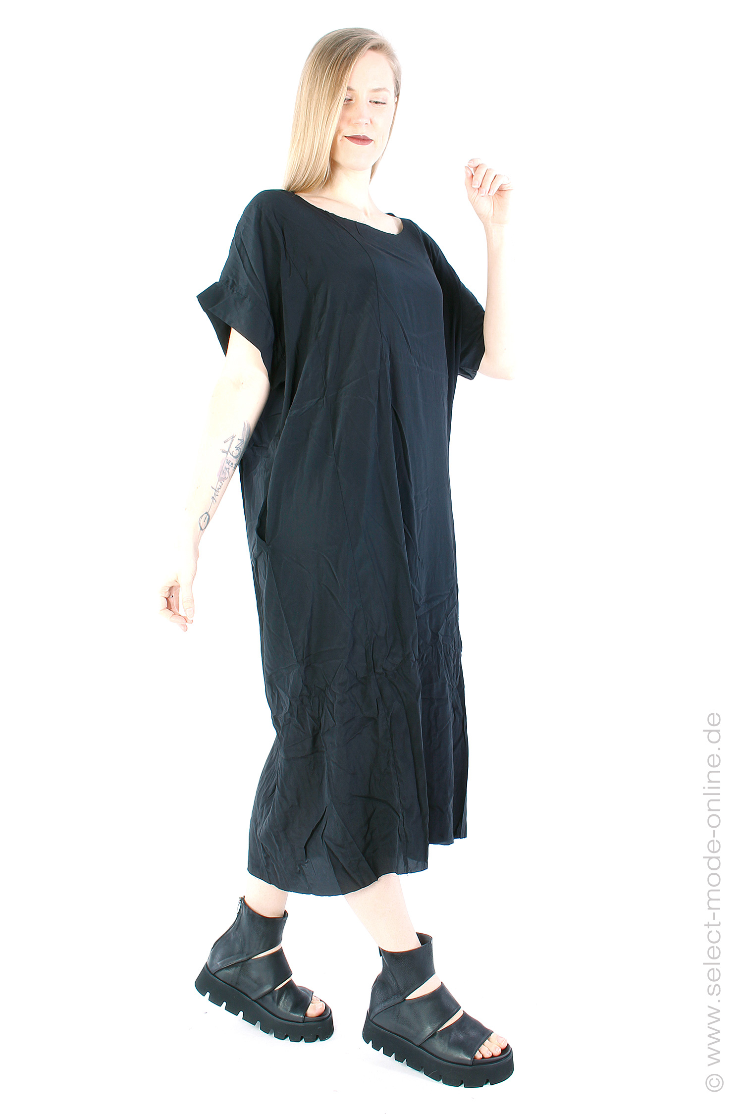 Kleid aus Seide - Schwarz - 1242100908