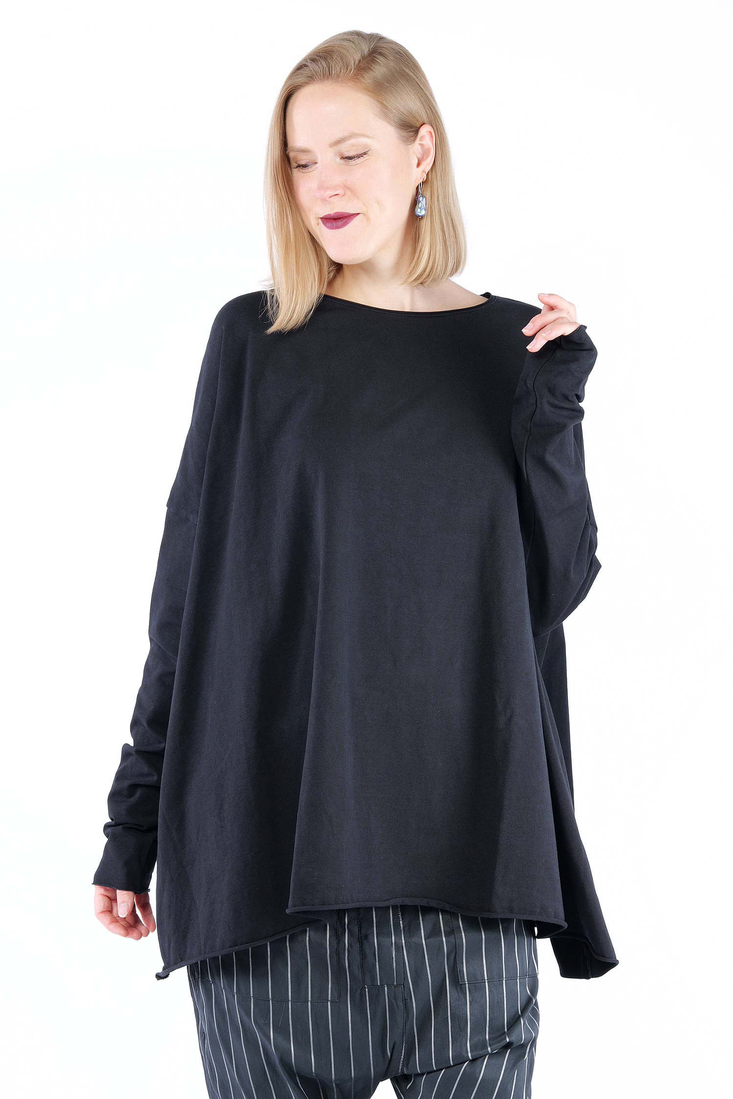 Oversize Longsleeve - Schwarz - Lessmore