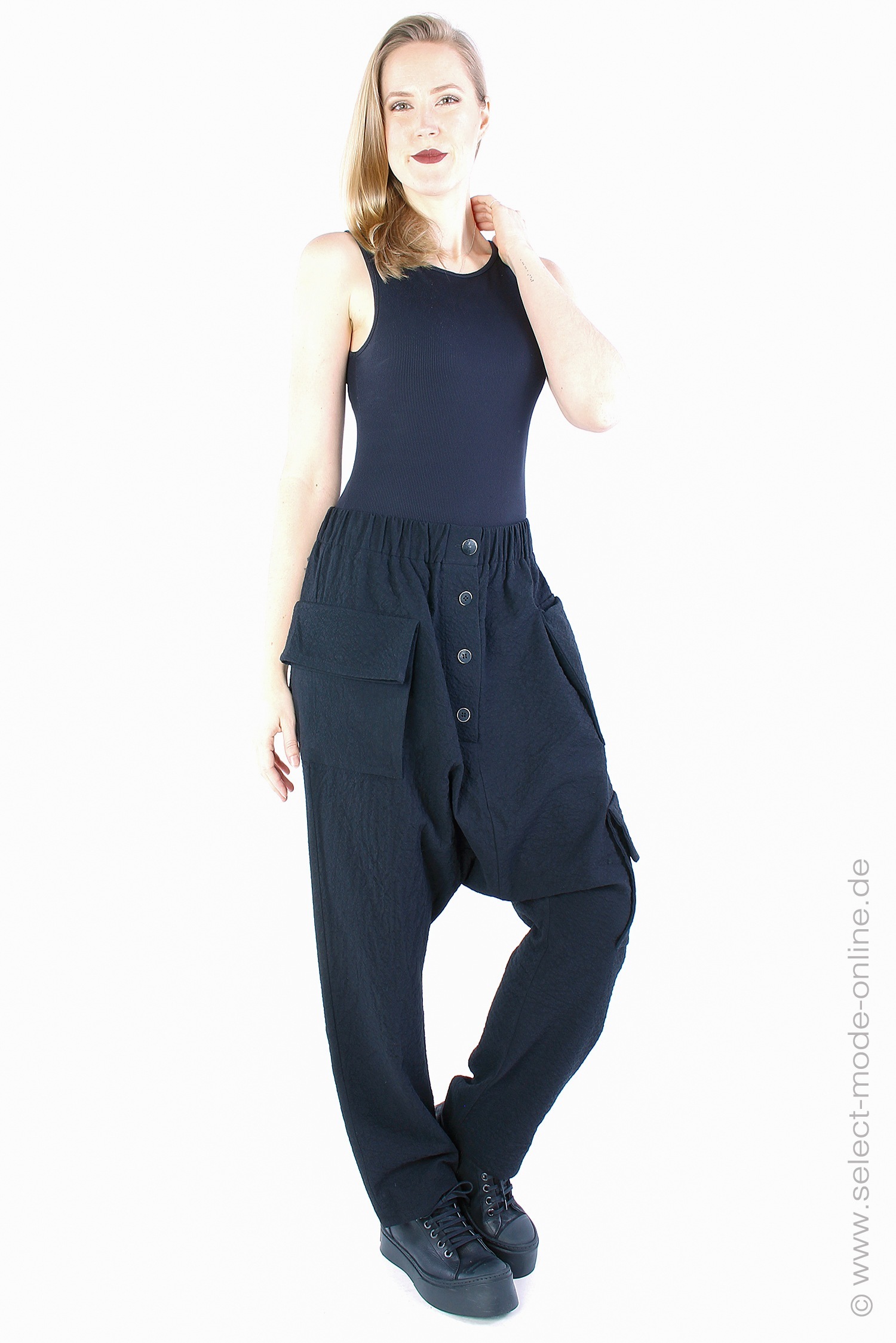 Low crotch pants - black - Eryyk