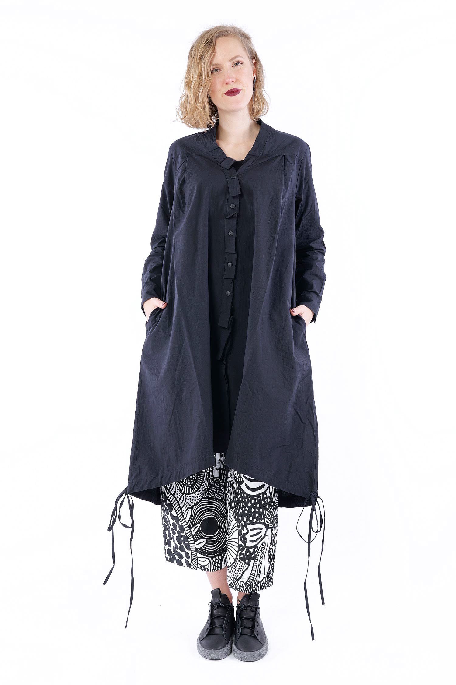 Oversize Blusentunika - Schwarz - Amicca