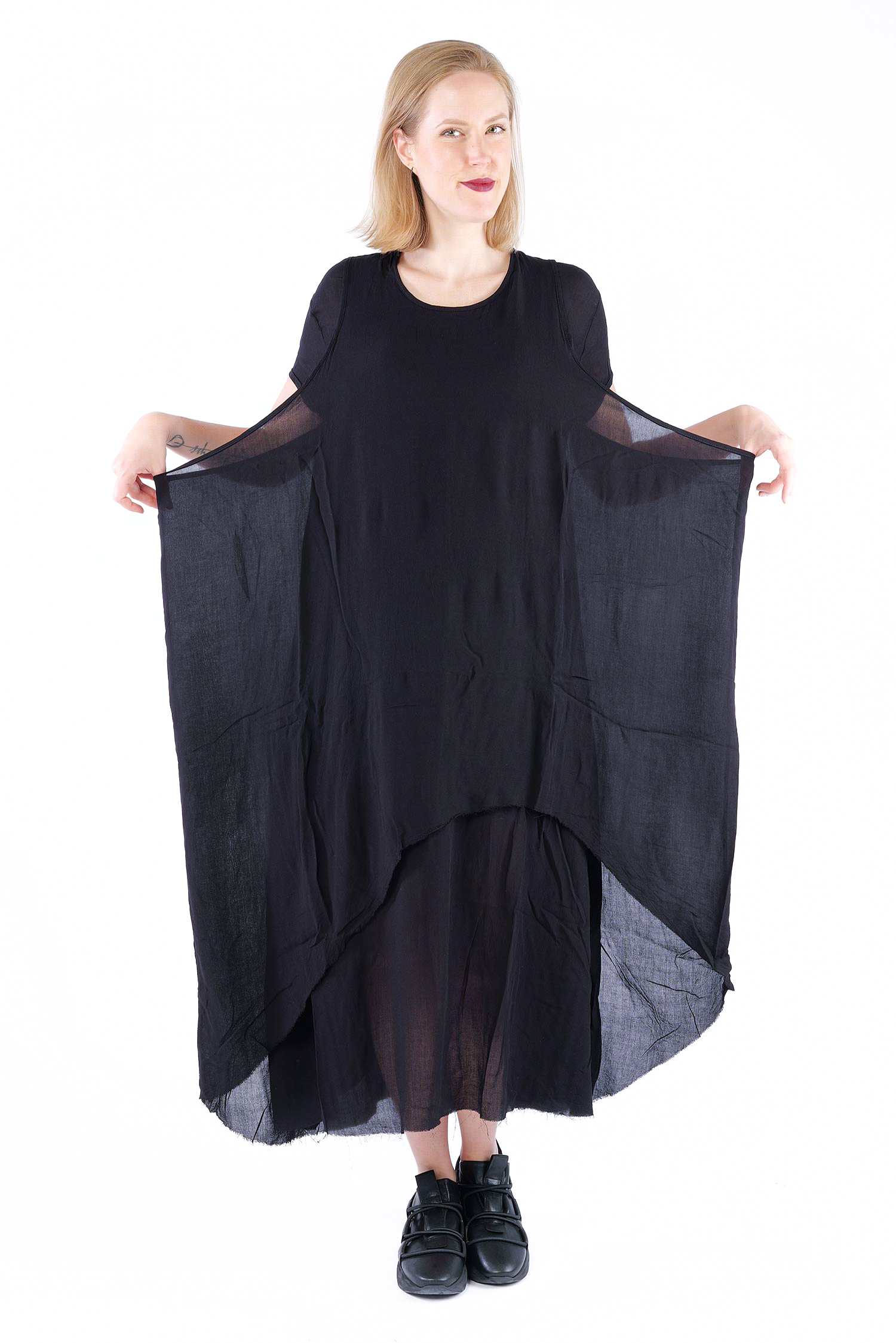 Doppellagiges Kleid - Schwarz - Foamina