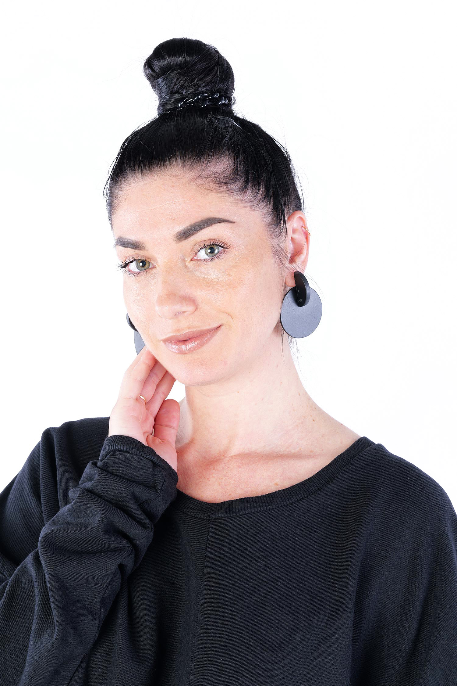 Halb-Runde Ohrringe - Dot M 3D earrings - Schwarz